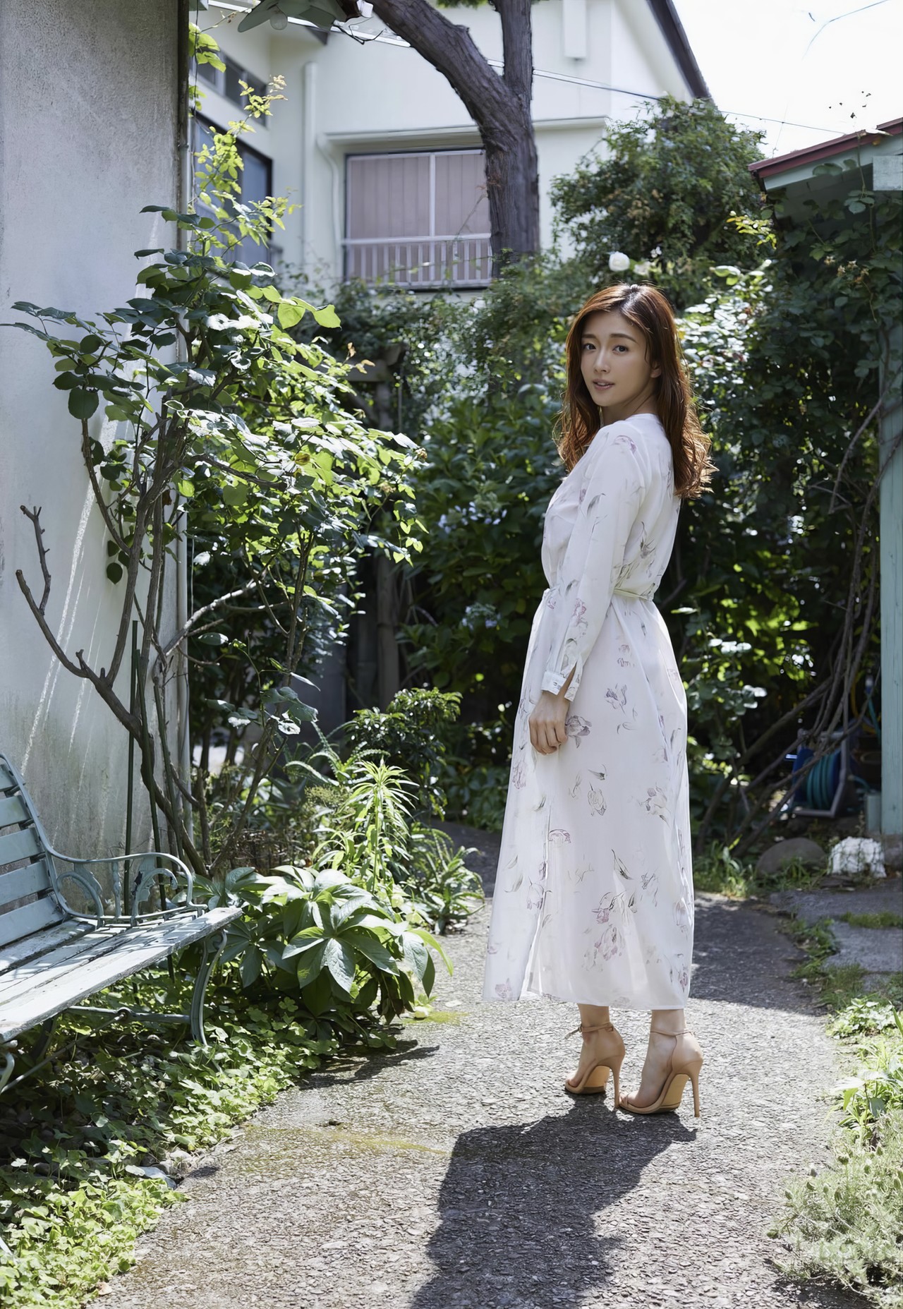 Miyako Sono 園都, Magnetic.G デジタル写真集 [Awesome] [72P]