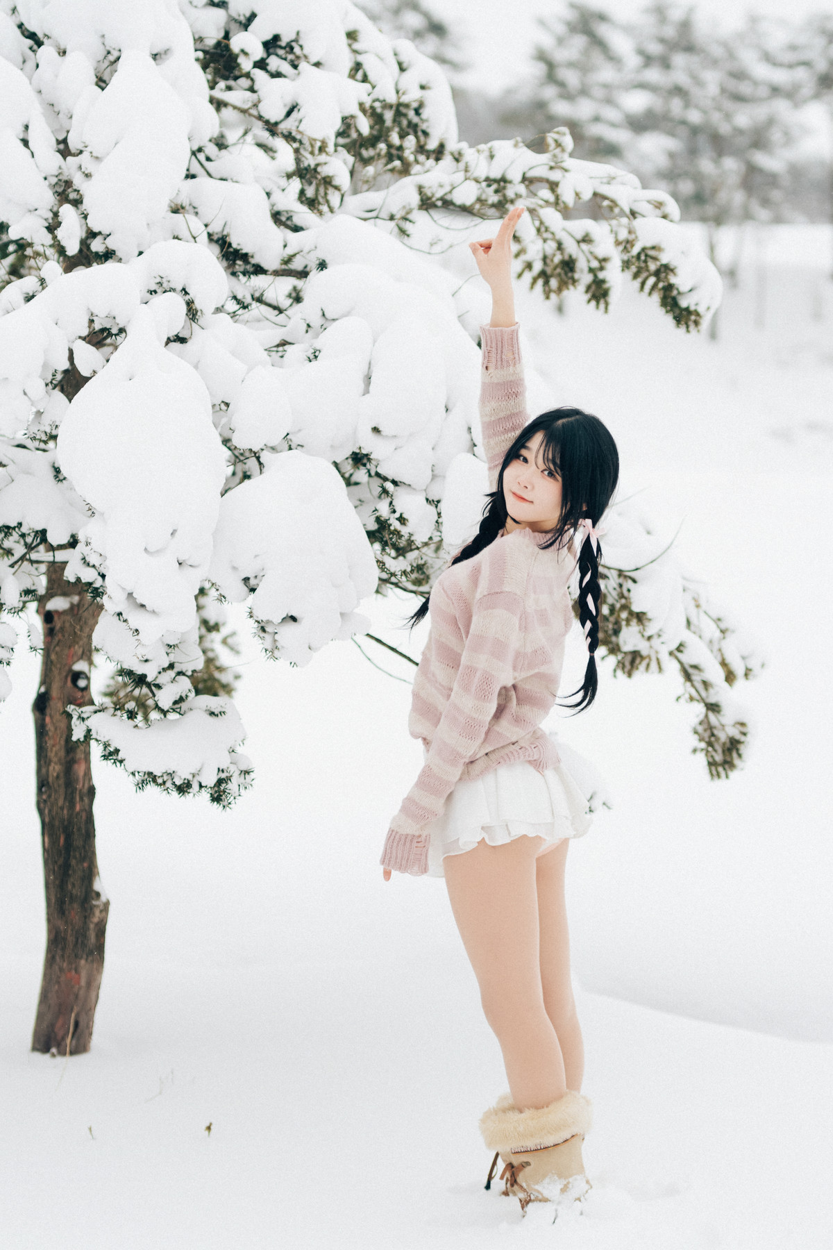 ZIA.Kwon 권지아, [Loozy] Snow Girl Set.01 [56P]