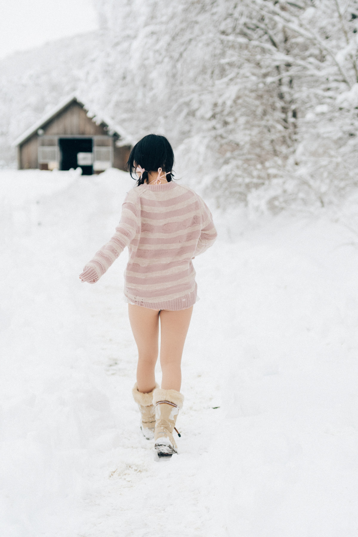 ZIA.Kwon 권지아, [Loozy] Snow Girl Set.01 [56P]