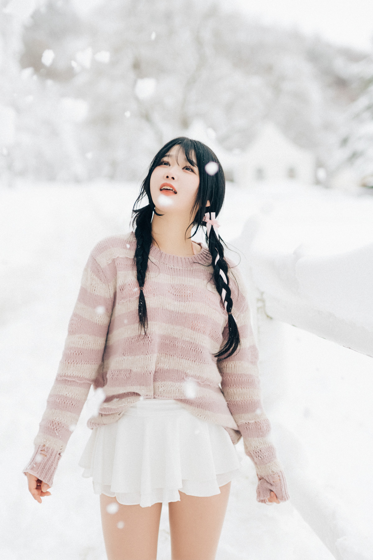 ZIA.Kwon 권지아, [Loozy] Snow Girl Set.01 [56P]