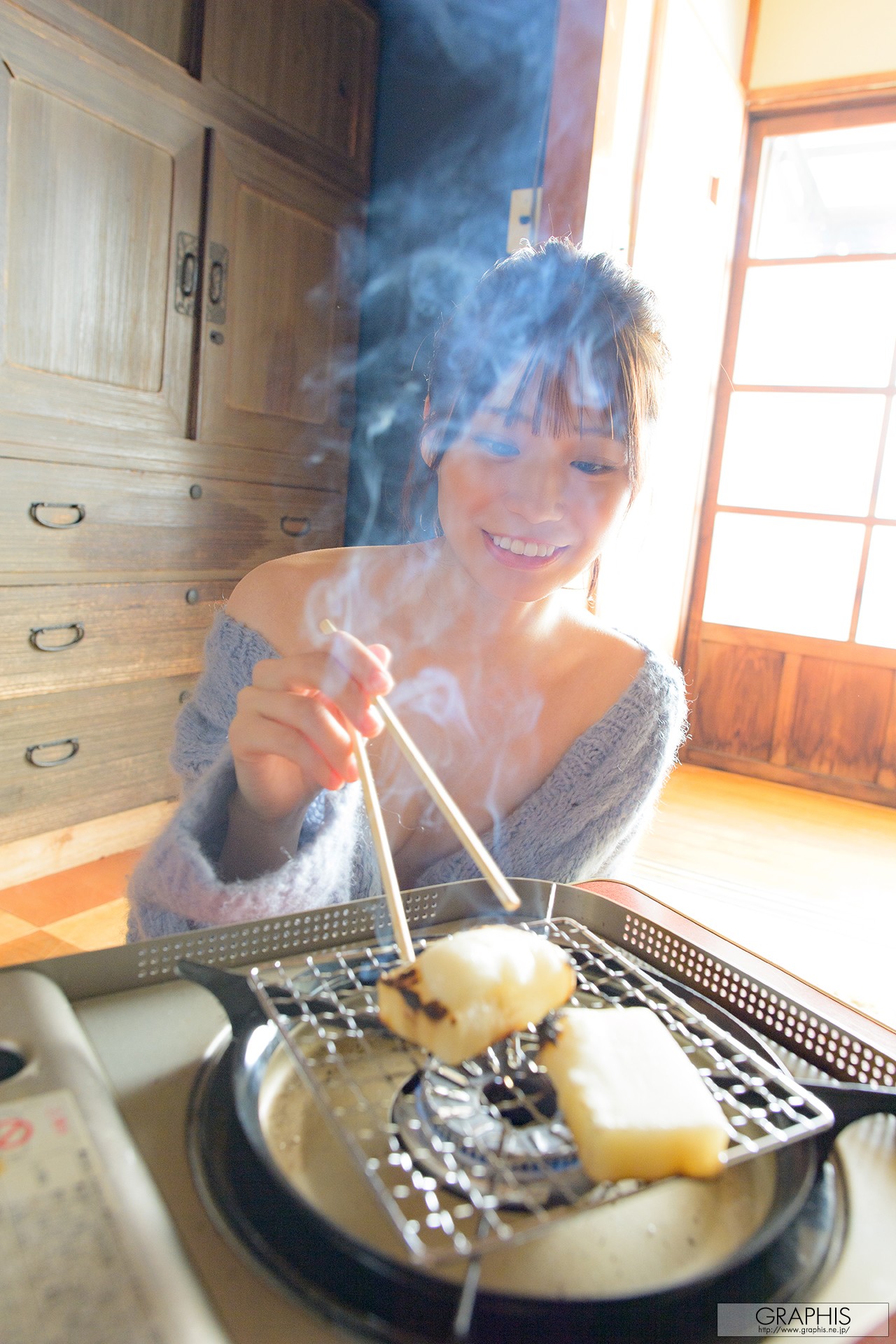 Nana Miho 未歩なな, [Graphis] New Year Special 2024! [26P]