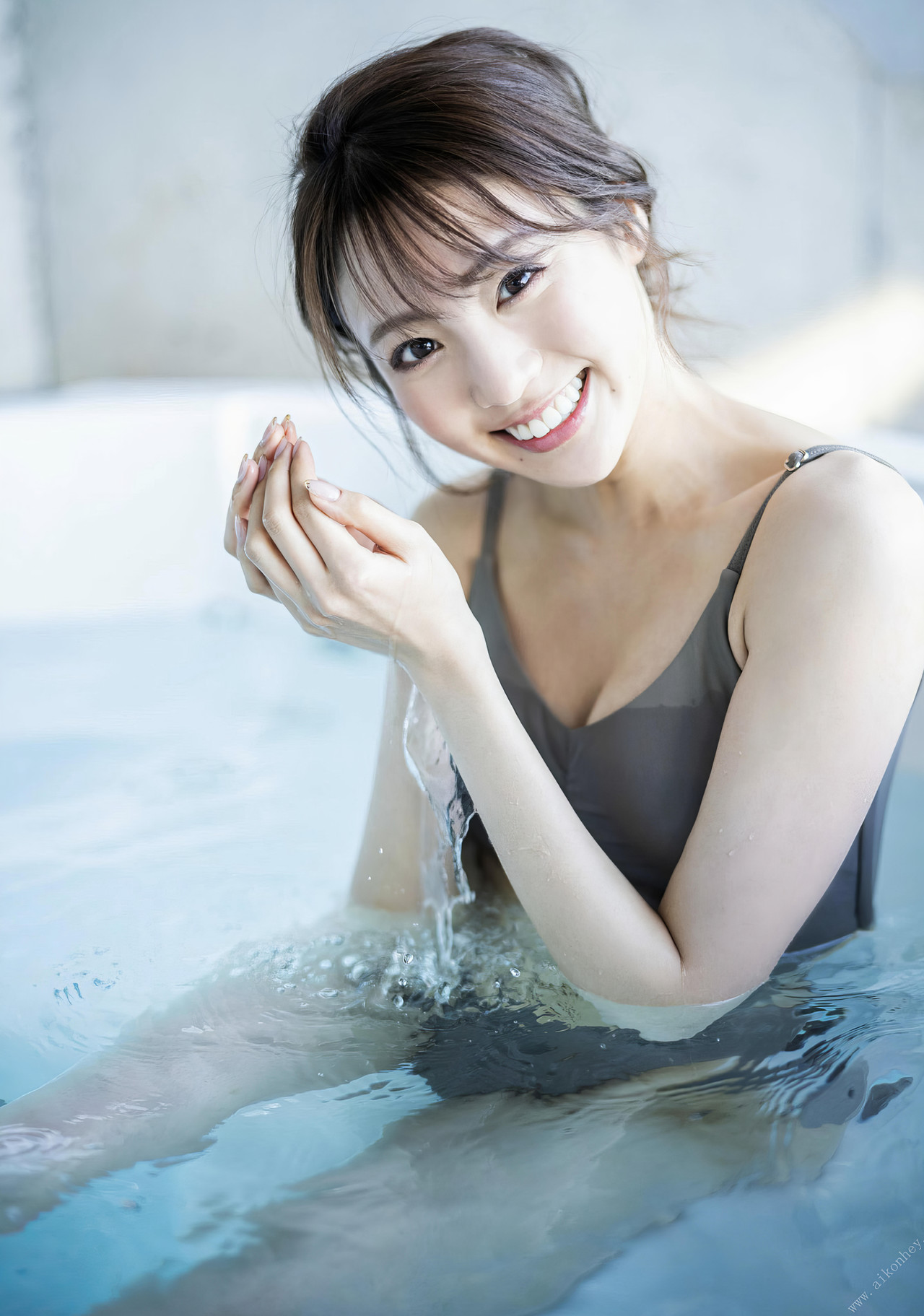 Yuumi Shida 志田友美, 写真集 [RESTART] Set.03 [41P]