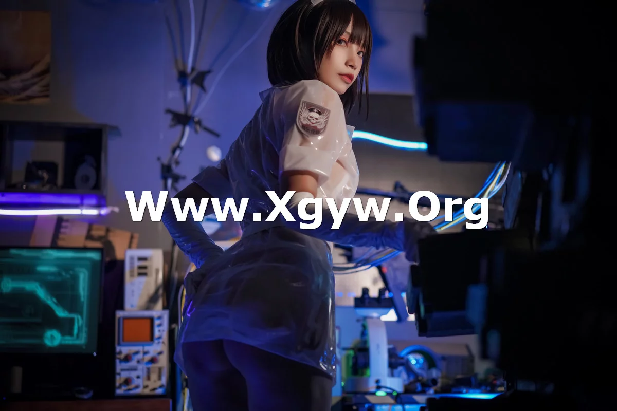 网络美女Neko薇薇透明护士主题性感白色透明胶衣护士装配白色皮质吊袜秀美腿迷人写真 [51P]