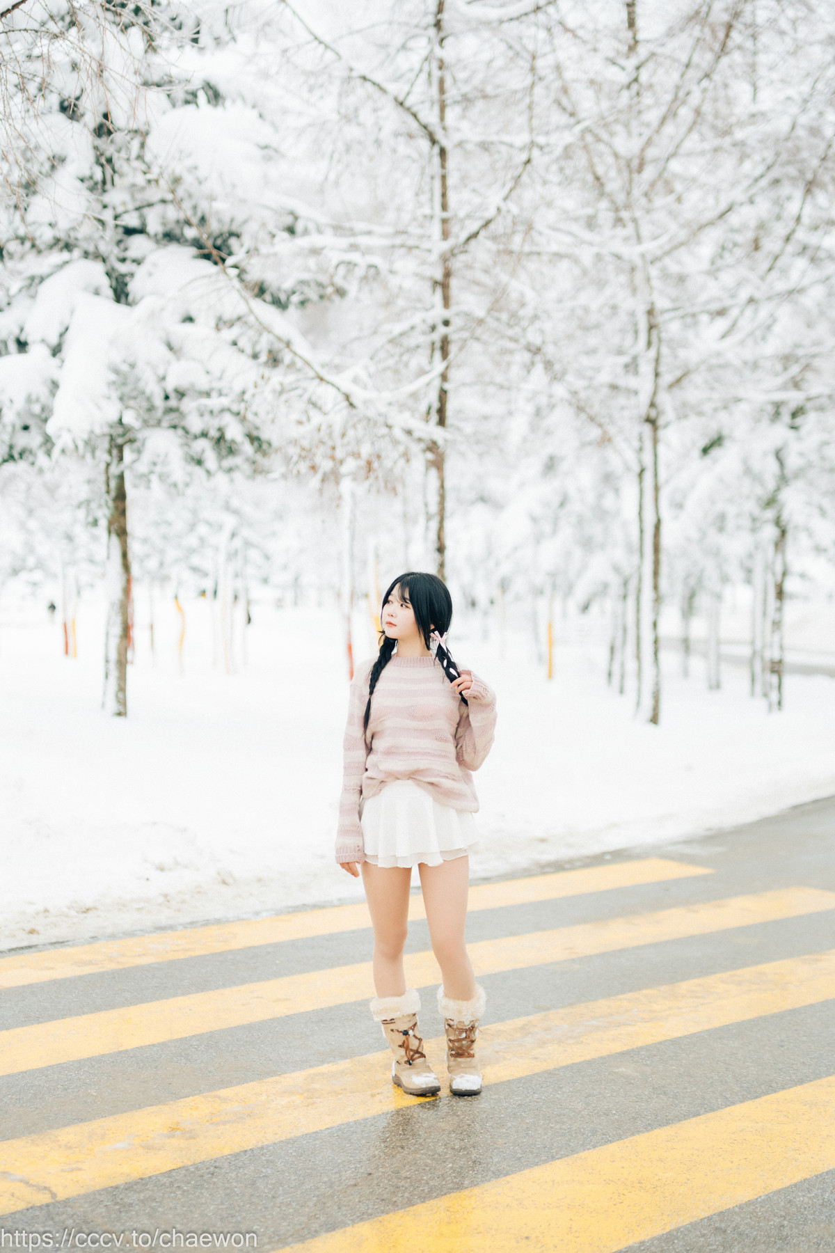 ZIA.Kwon 권지아, [Loozy] Snow Girl Set.02 [56P]