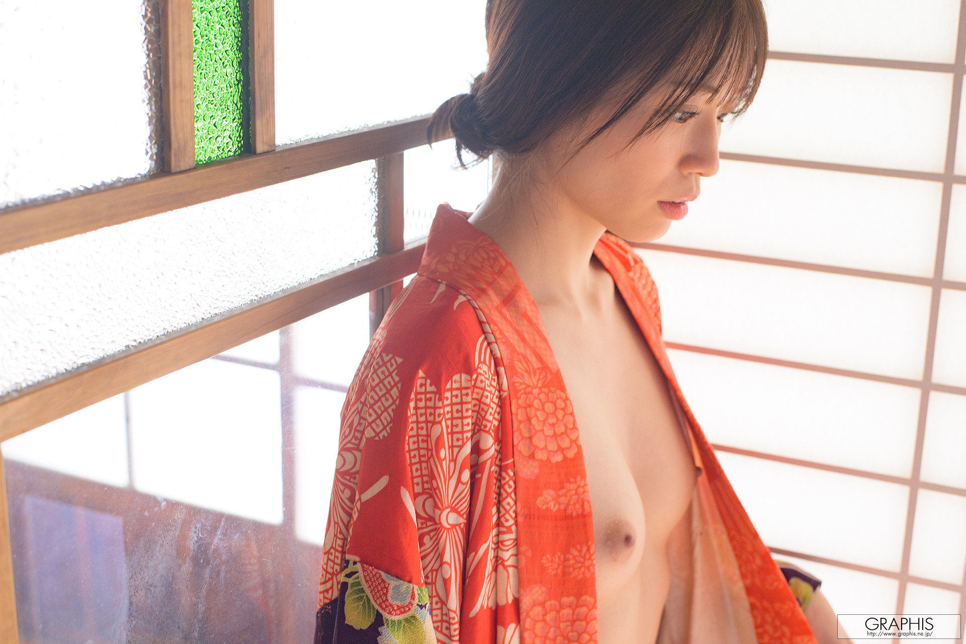 Nana Miho 未歩なな, [Graphis] Gals 「VIVACIOUS」 Vol.03 [24P]