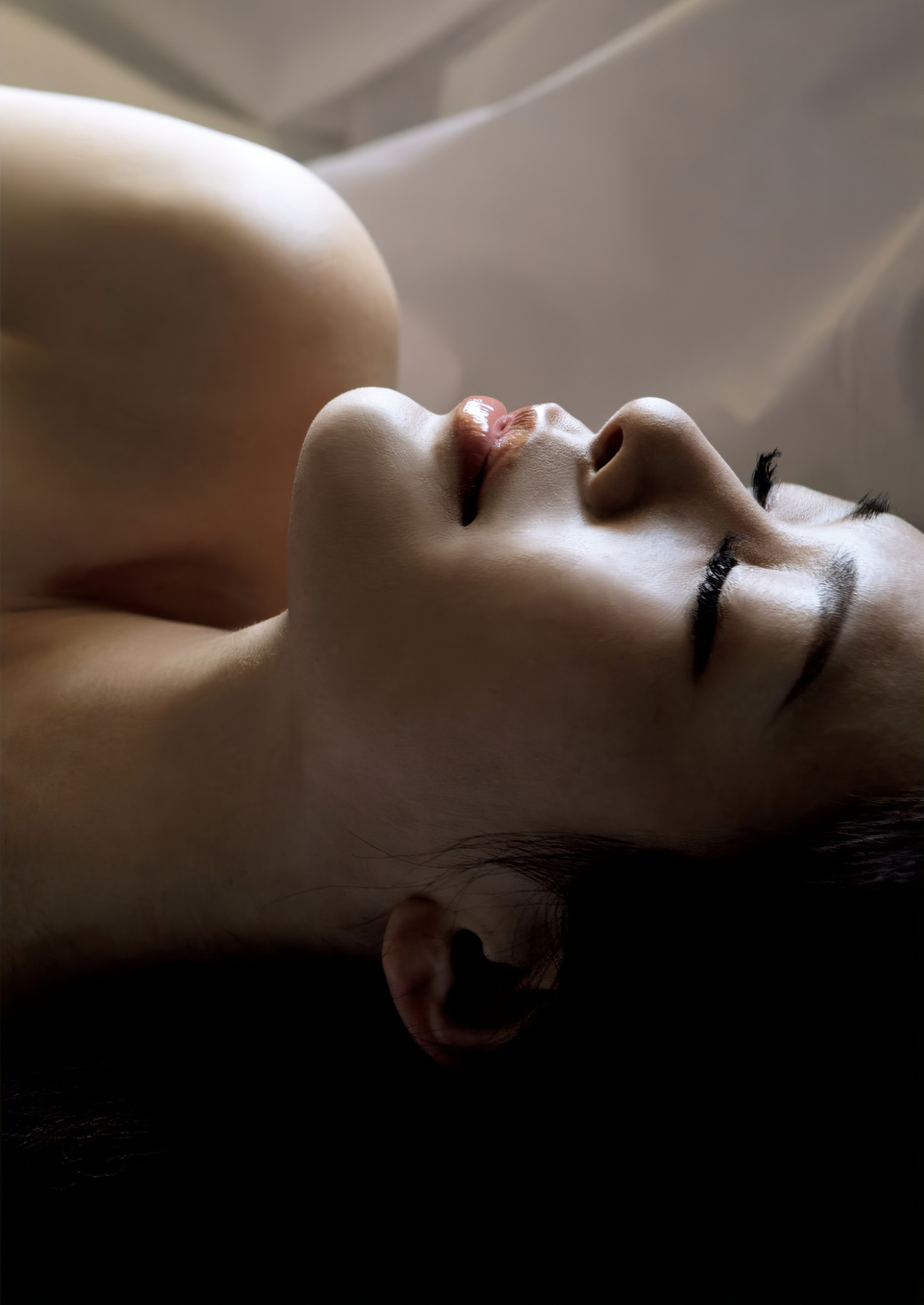 Chiaki Hiratsuka 平塚千瑛, ファースト写真集 『Birth』 Set.03 [30P]