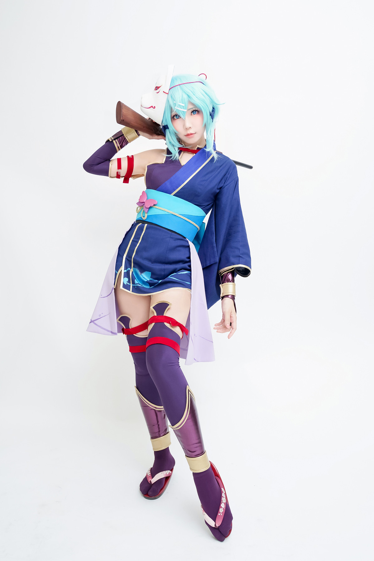 Cosplay ElyEE子 诗乃猎人 [33P]