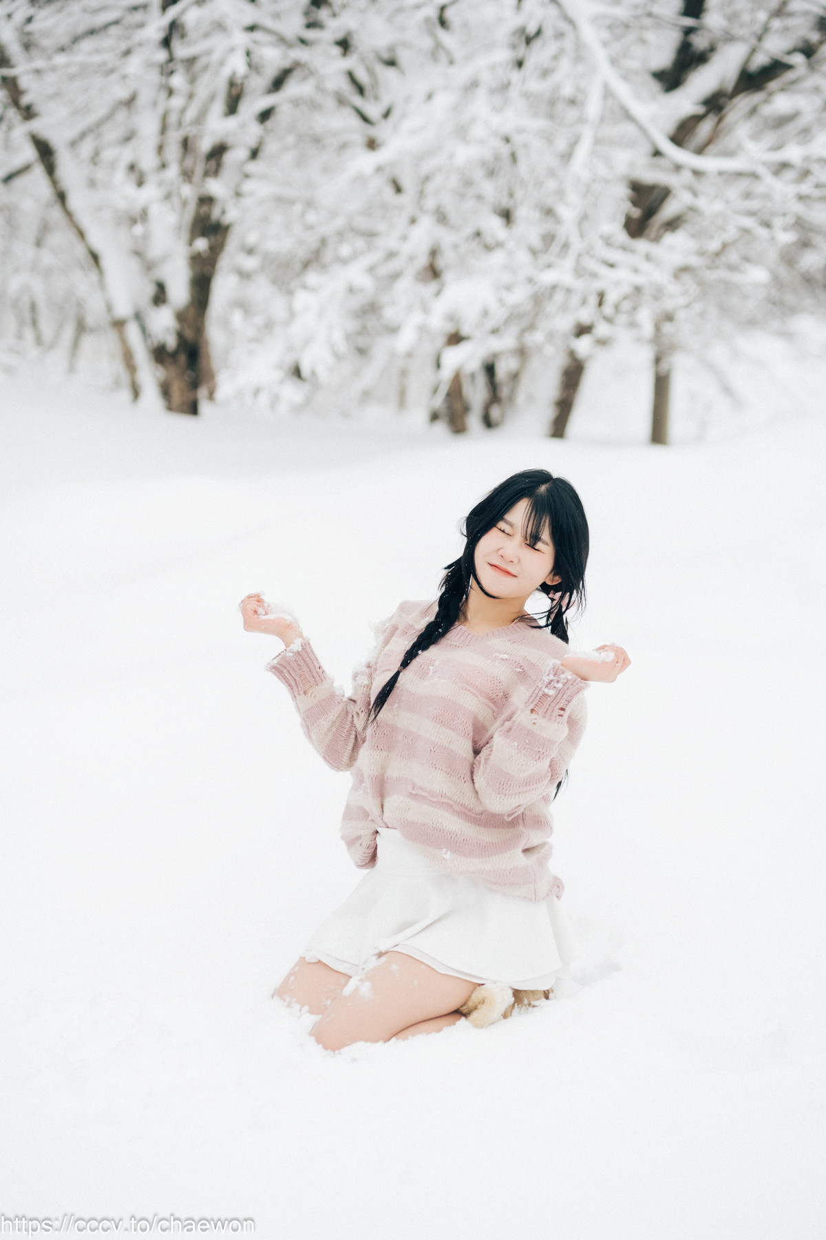 ZIA.Kwon 권지아, [Loozy] Snow Girl Set.01 [56P]