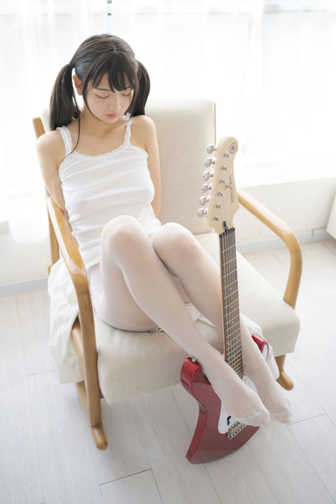 赤西夜夜 - 吉他少女 [83P]