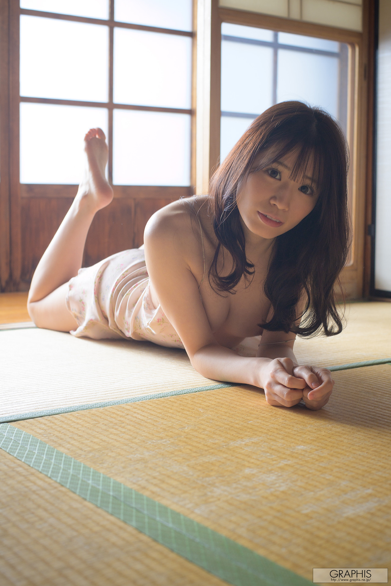 Nana Miho 未歩なな, [Graphis] Gals 「VIVACIOUS」 Vol.01+02 [40P]