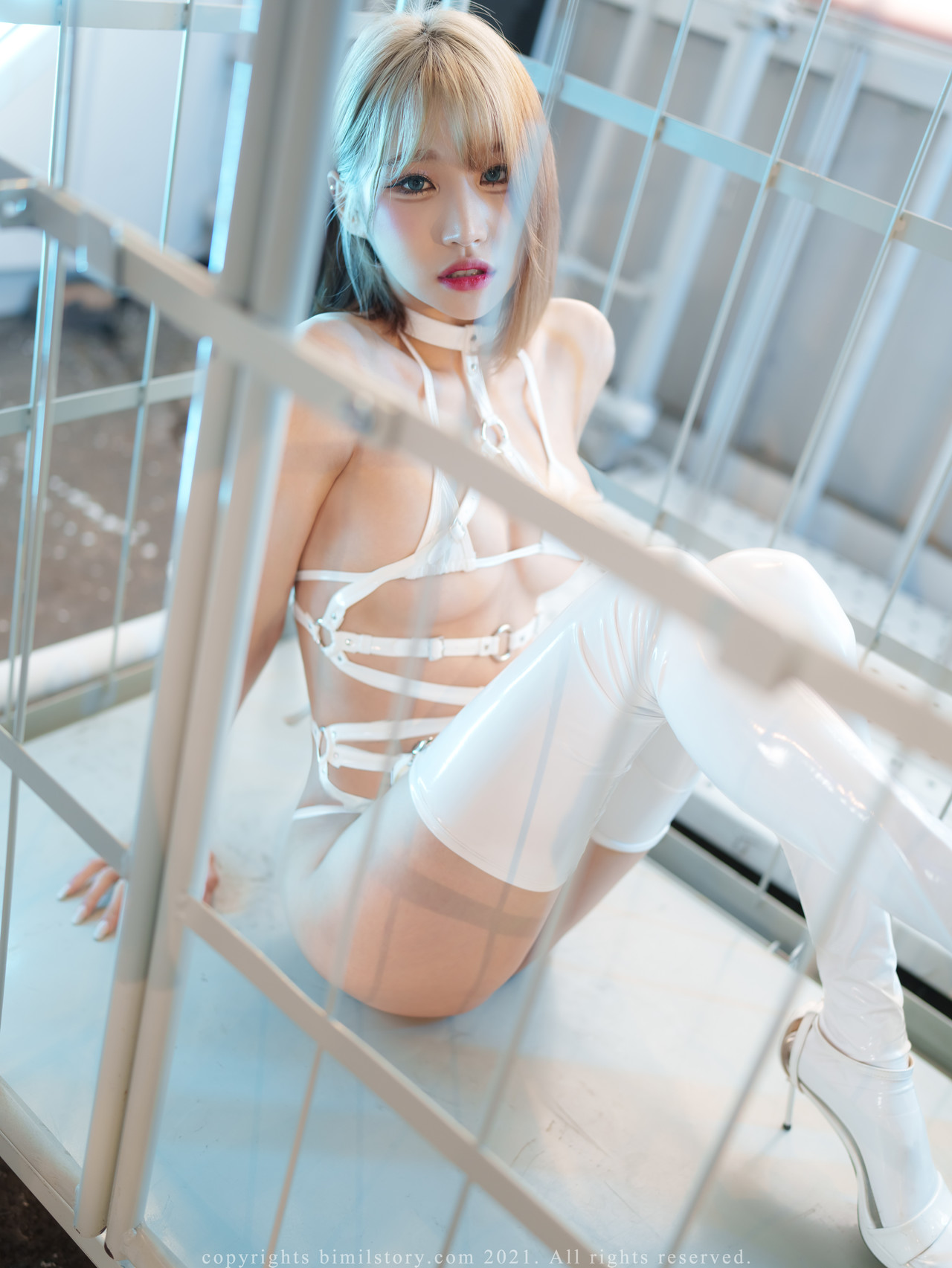 Taeri 태리, [Bimilstory] Vol.01 Debut Work [143P]