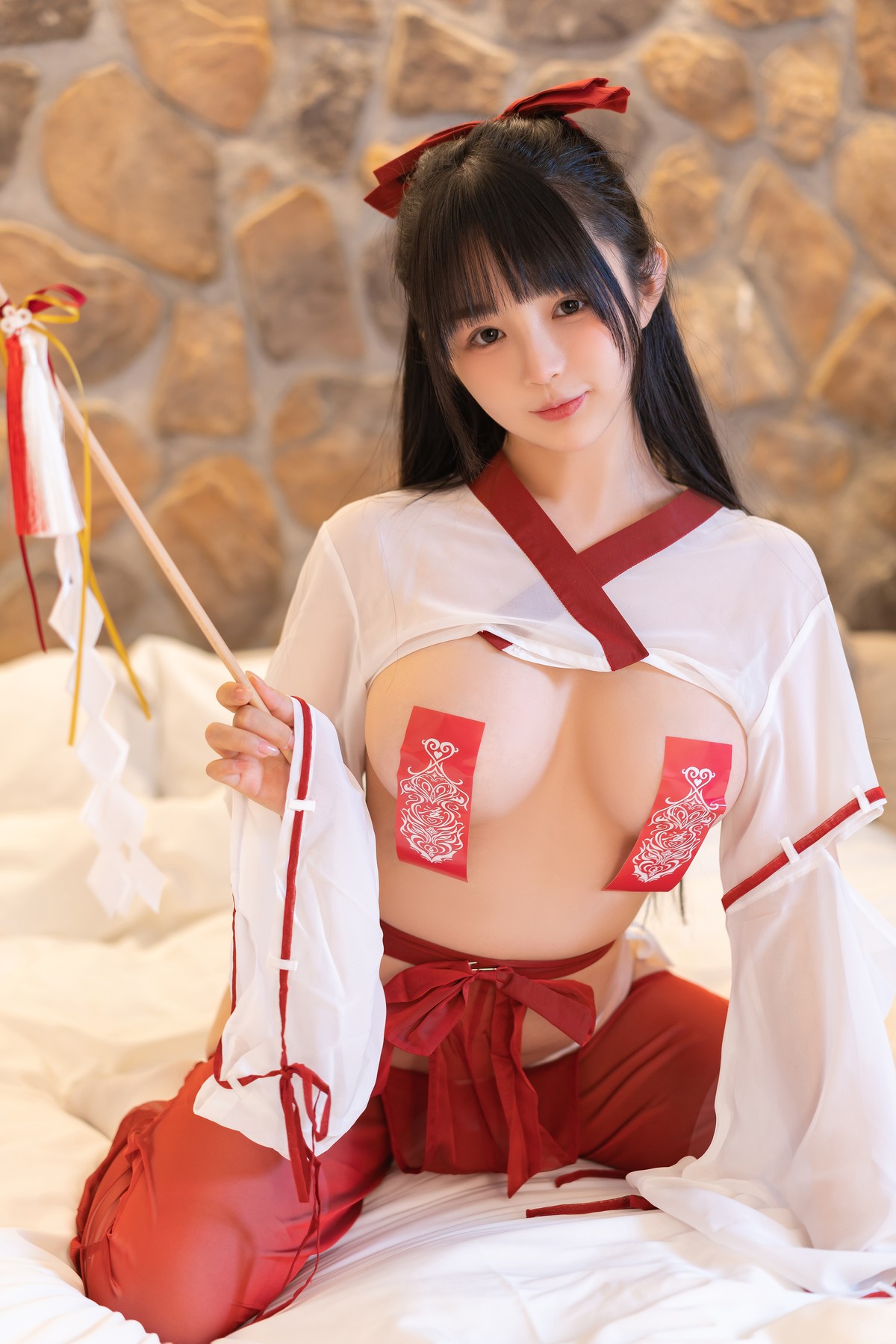 Cosplay 桜井宁宁 巫女 [48P]