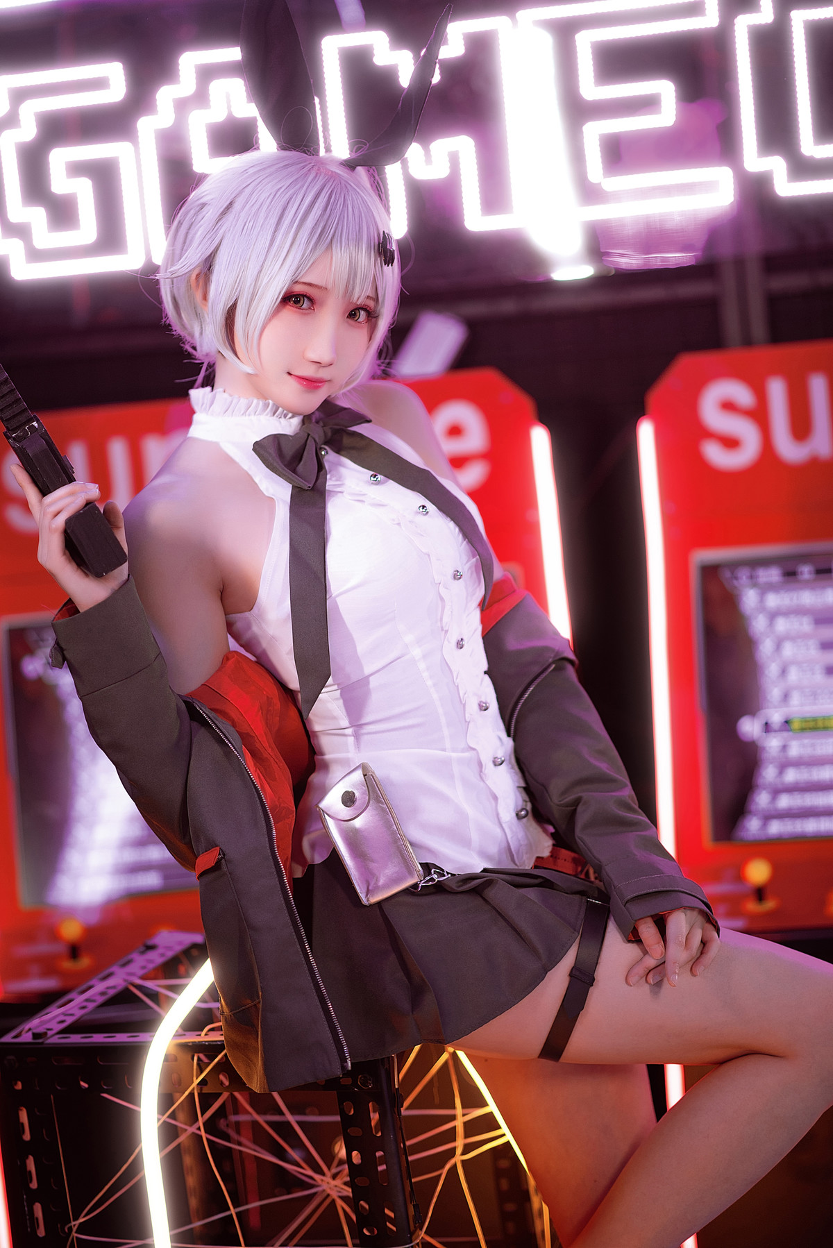 Cosplay 瓜希酱 少女前线 FN-57 Five-seveN [38P]