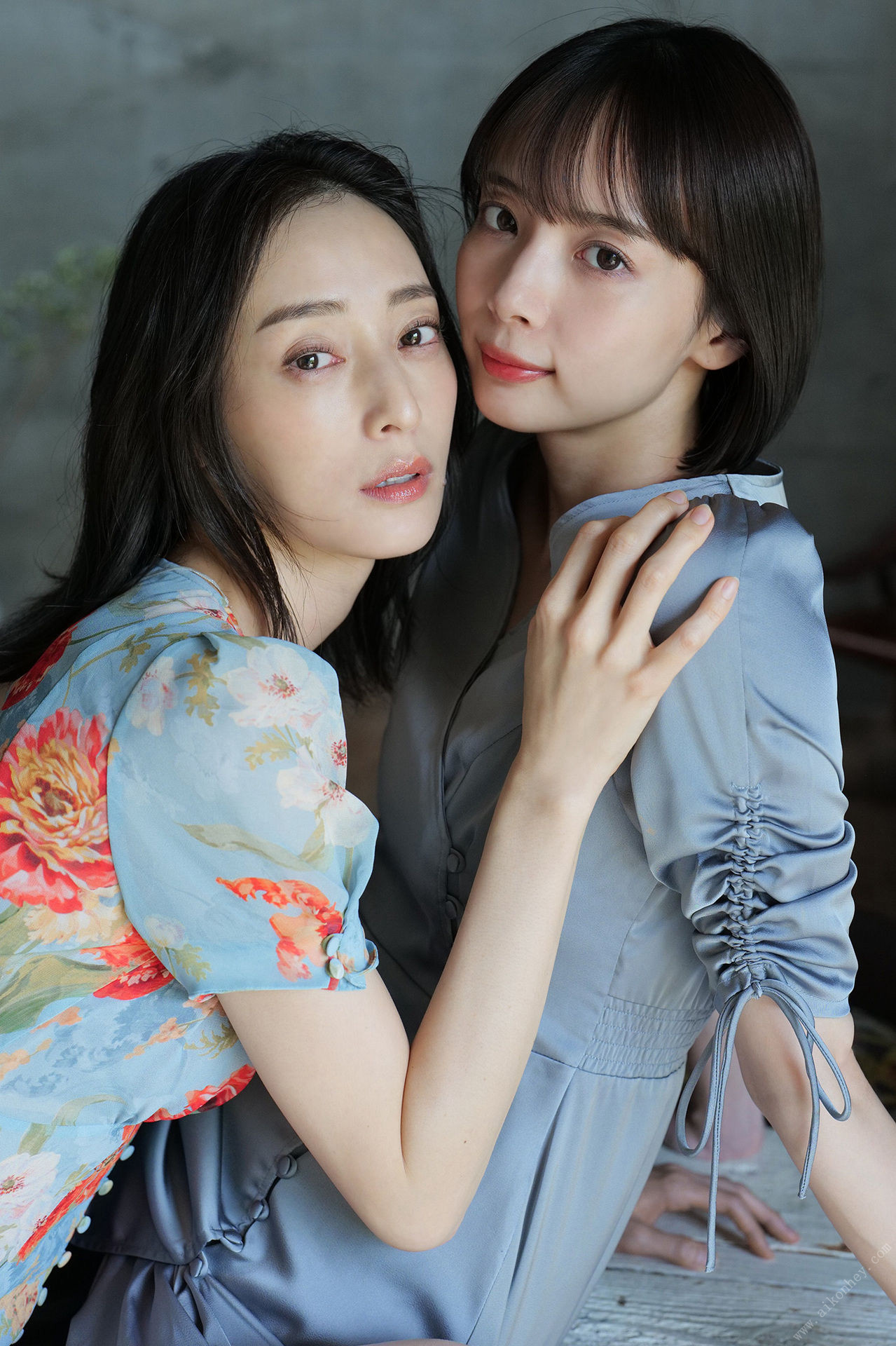 岡田紗佳 池田夏希, 週刊ポストデジタル写真集 「ピラミッドQUEEN 煌めきの女王」 Set.01 [34P]