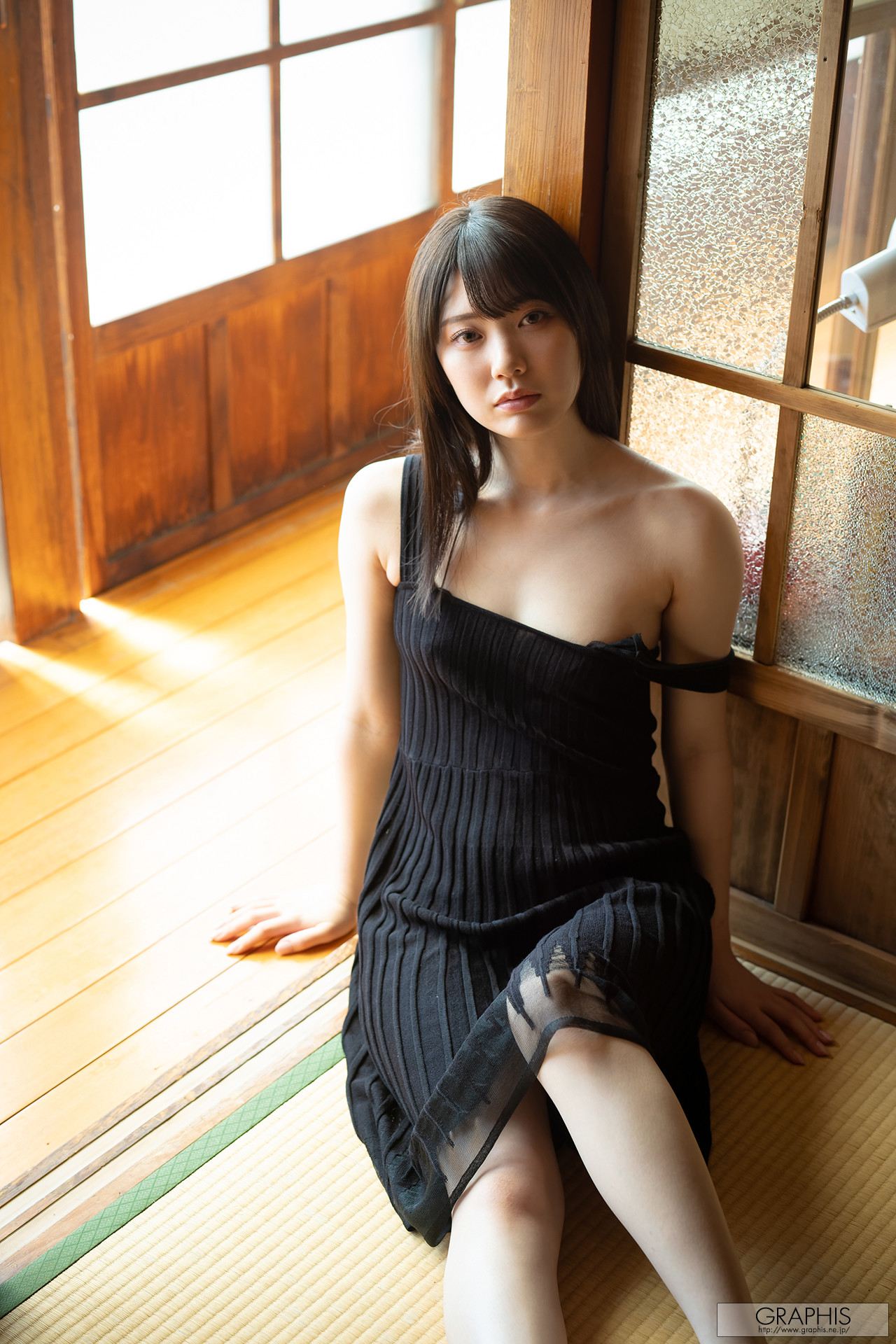 Mio Ishikawa 石川澪, [Graphis] Gals 「Lovely!」 Vol.01+02 [45P]