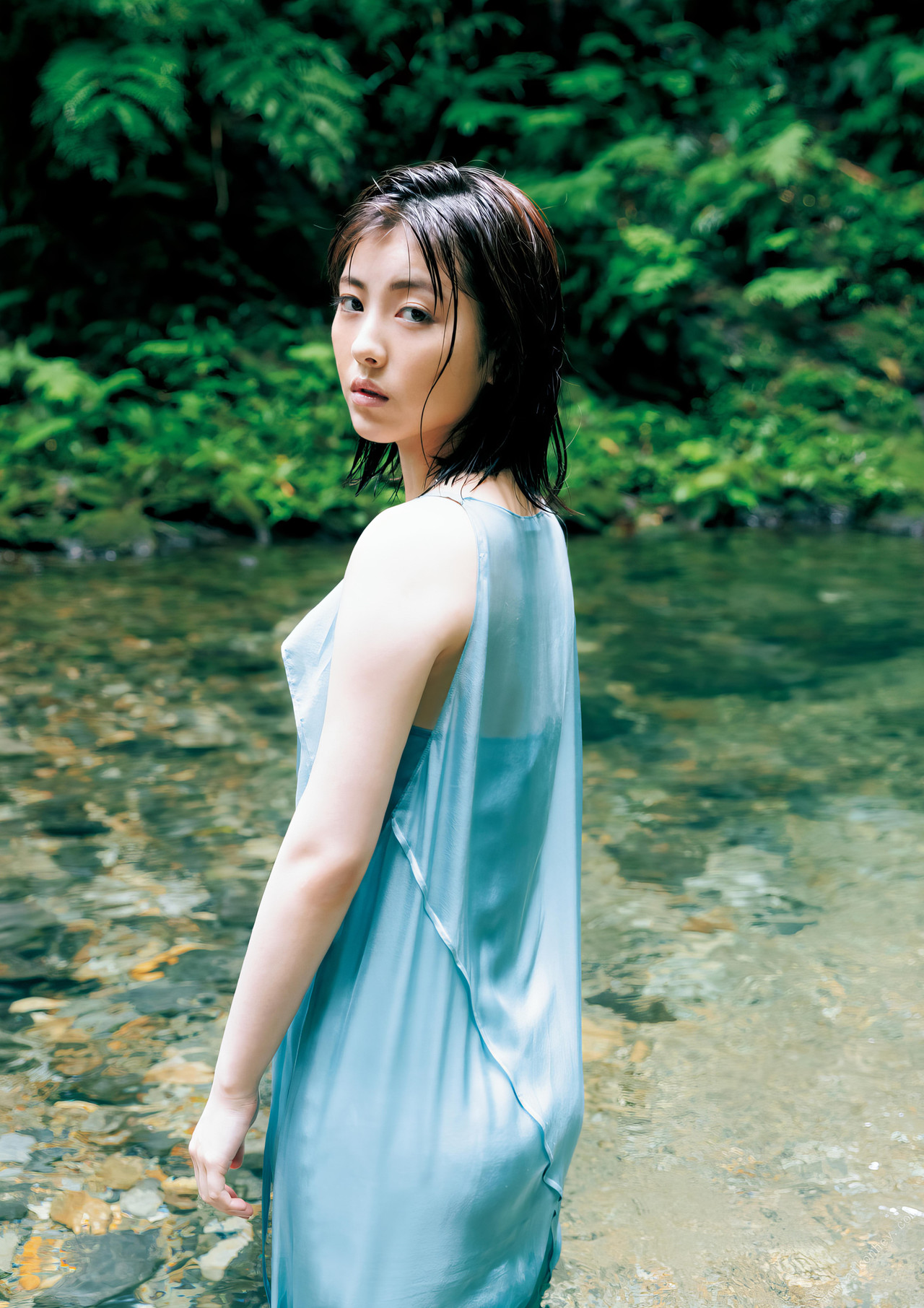 Minami Hamabe 浜辺美波, デジタル写真集 [20] Set.03 [31P]