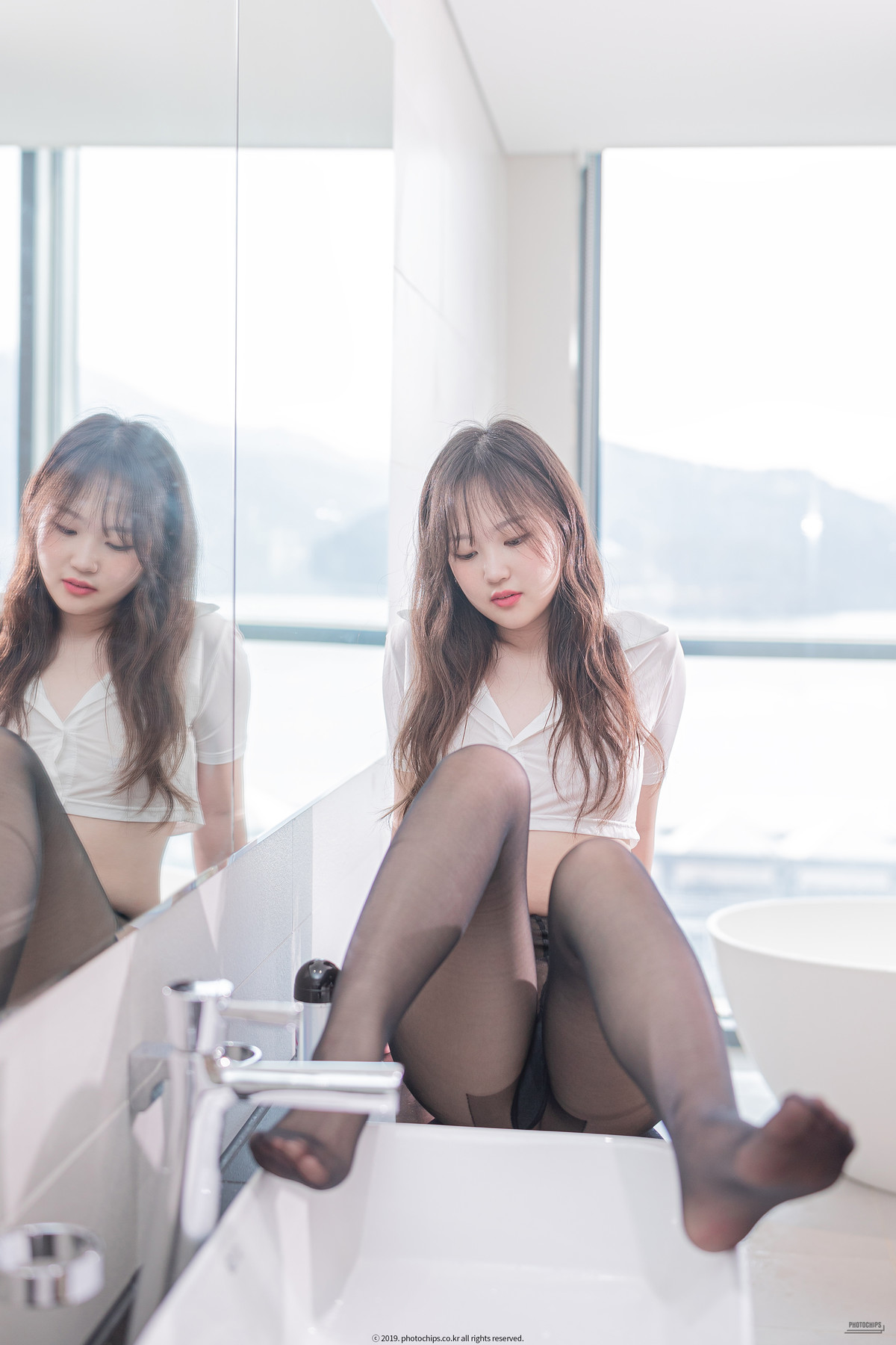 Sia 시아, [Photochips] Vol.79 Photobook [34P]