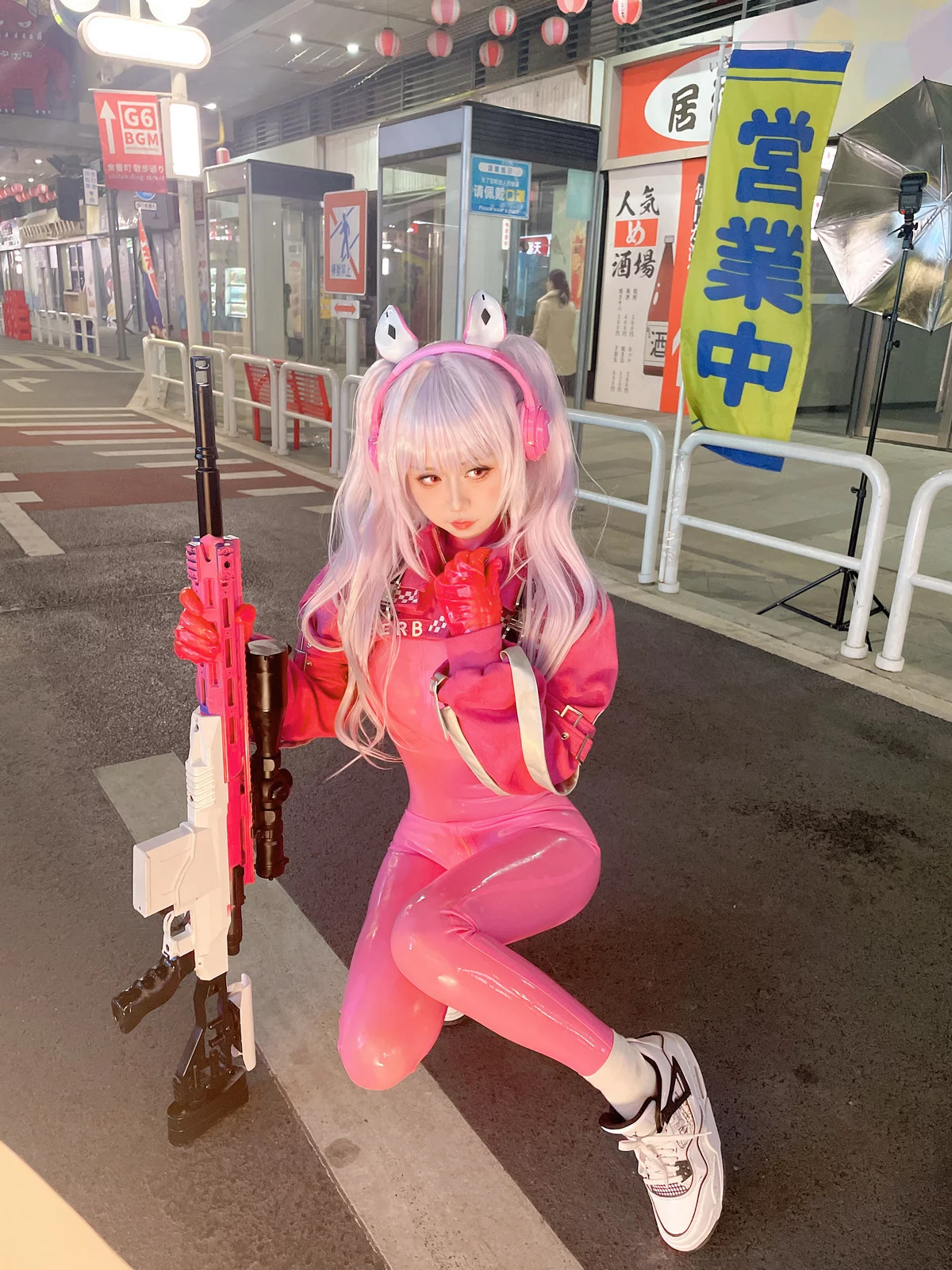 阳光美少女萌芽儿o0爱丽丝主题户外性感粉红连体衣紧身秀凹凸身材撩人诱惑写真 [108P]