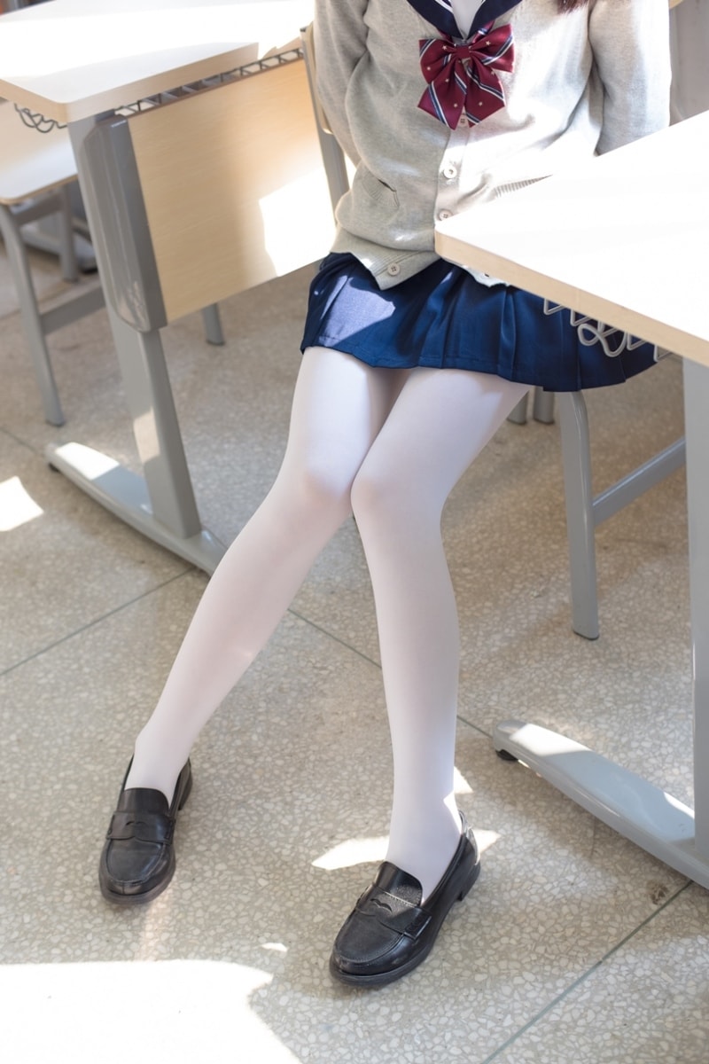 森萝财团 - SSR 004 School Uniform [66P]