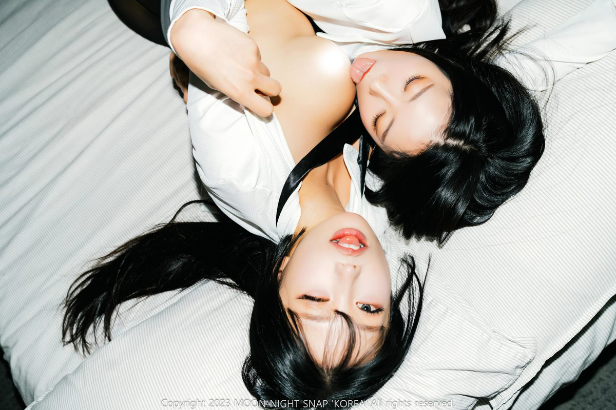 Moon Night Snap Mona 모나 And Jucy 쥬시 – Stick