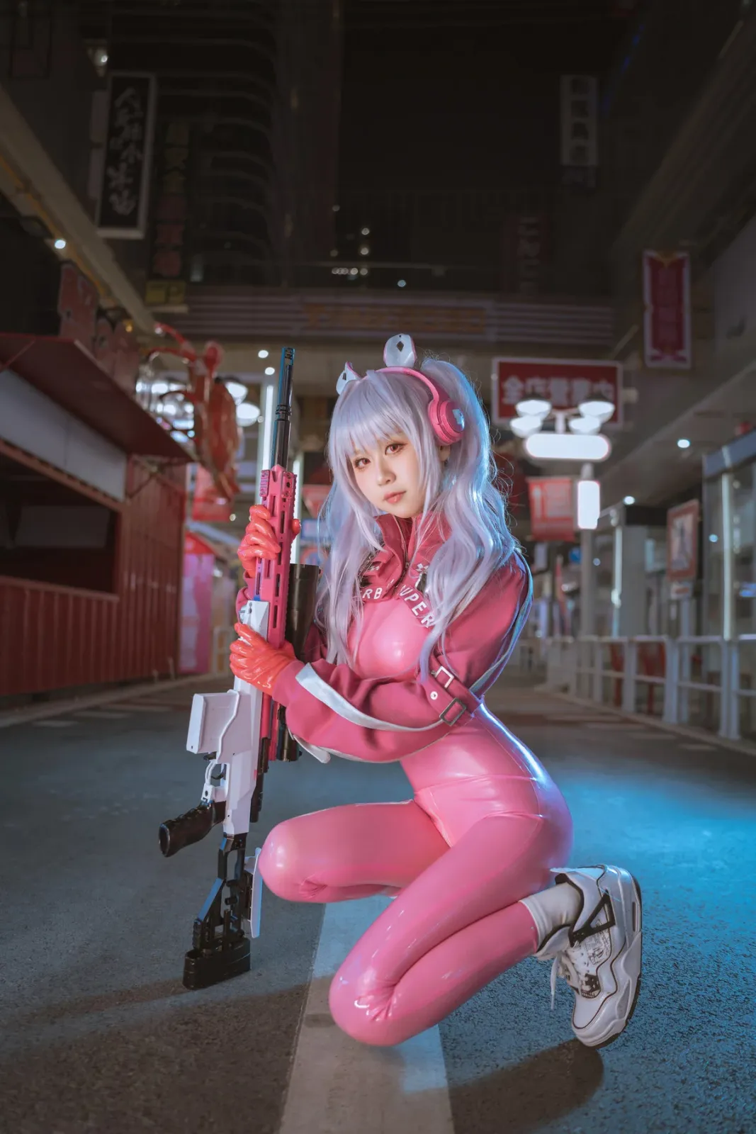 阳光美少女萌芽儿o0爱丽丝主题户外性感粉红连体衣紧身秀凹凸身材撩人诱惑写真 [108P]