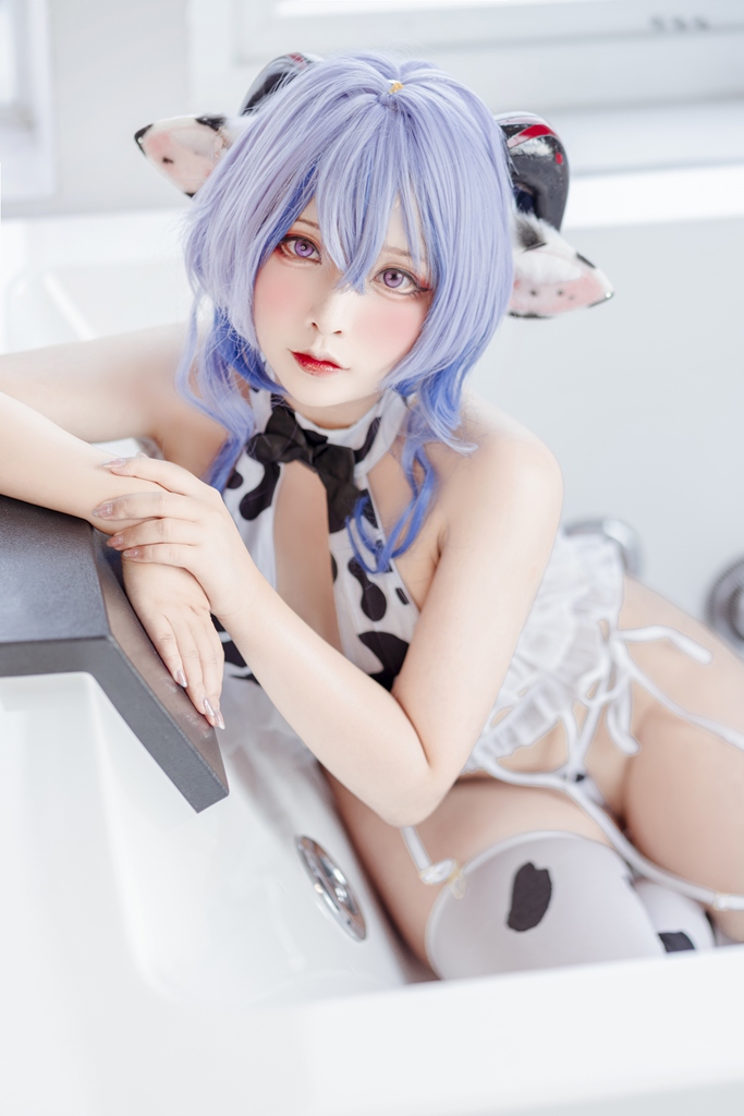 Sayo Momo – Ganyu Cow