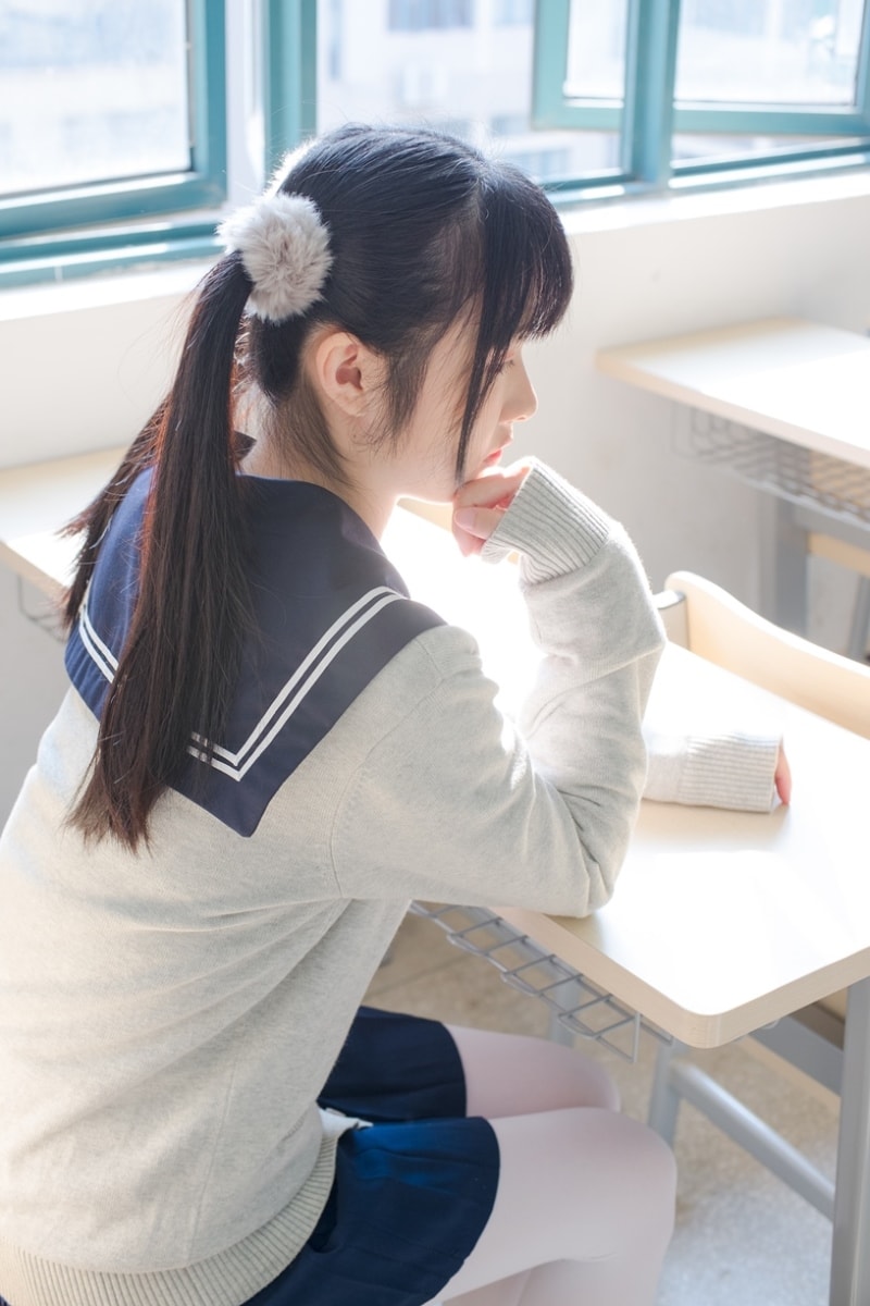 森萝财团 - SSR 004 School Uniform [66P]