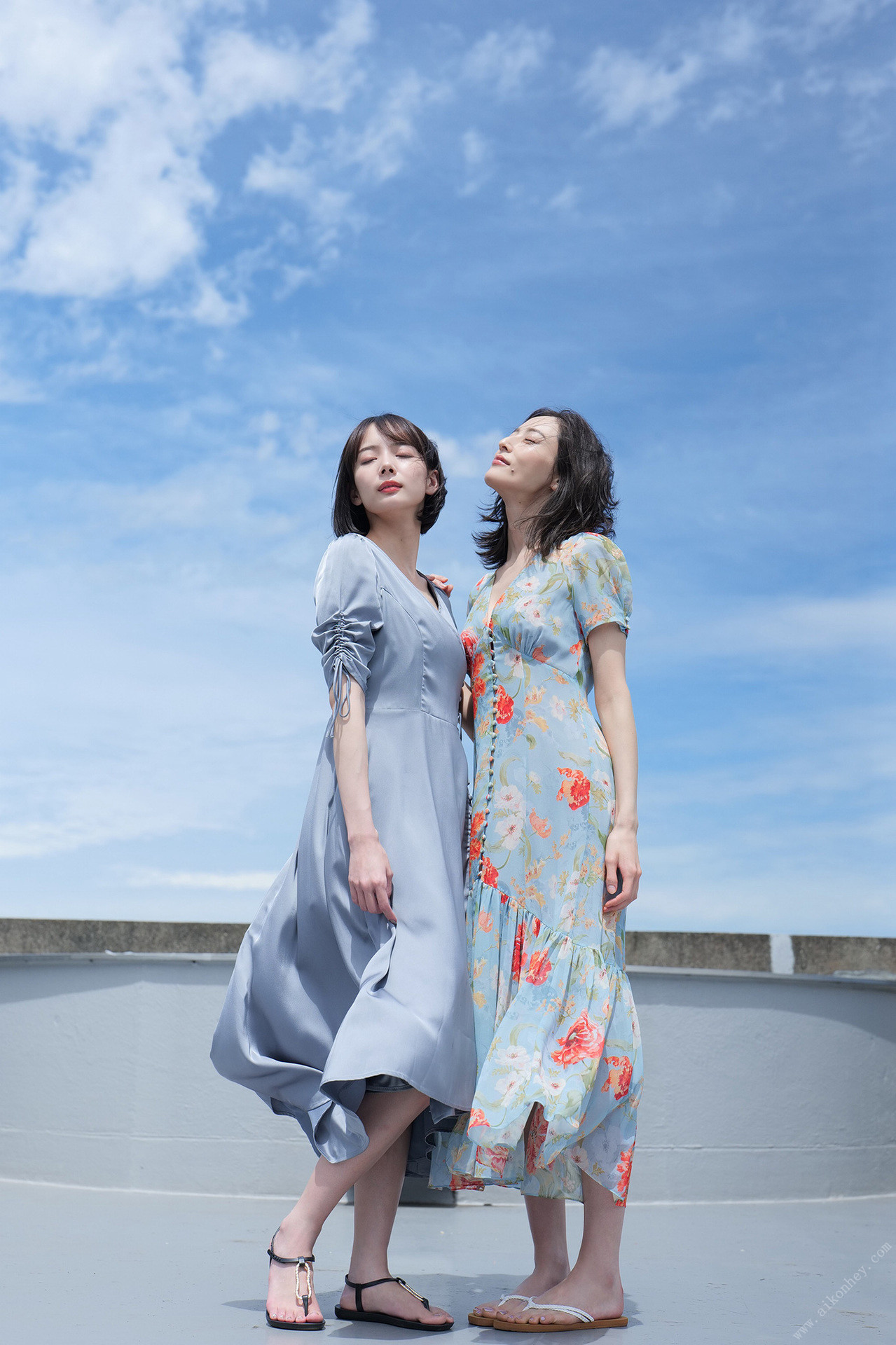 岡田紗佳 池田夏希, 週刊ポストデジタル写真集 「ピラミッドQUEEN 煌めきの女王」 Set.03 [26P]