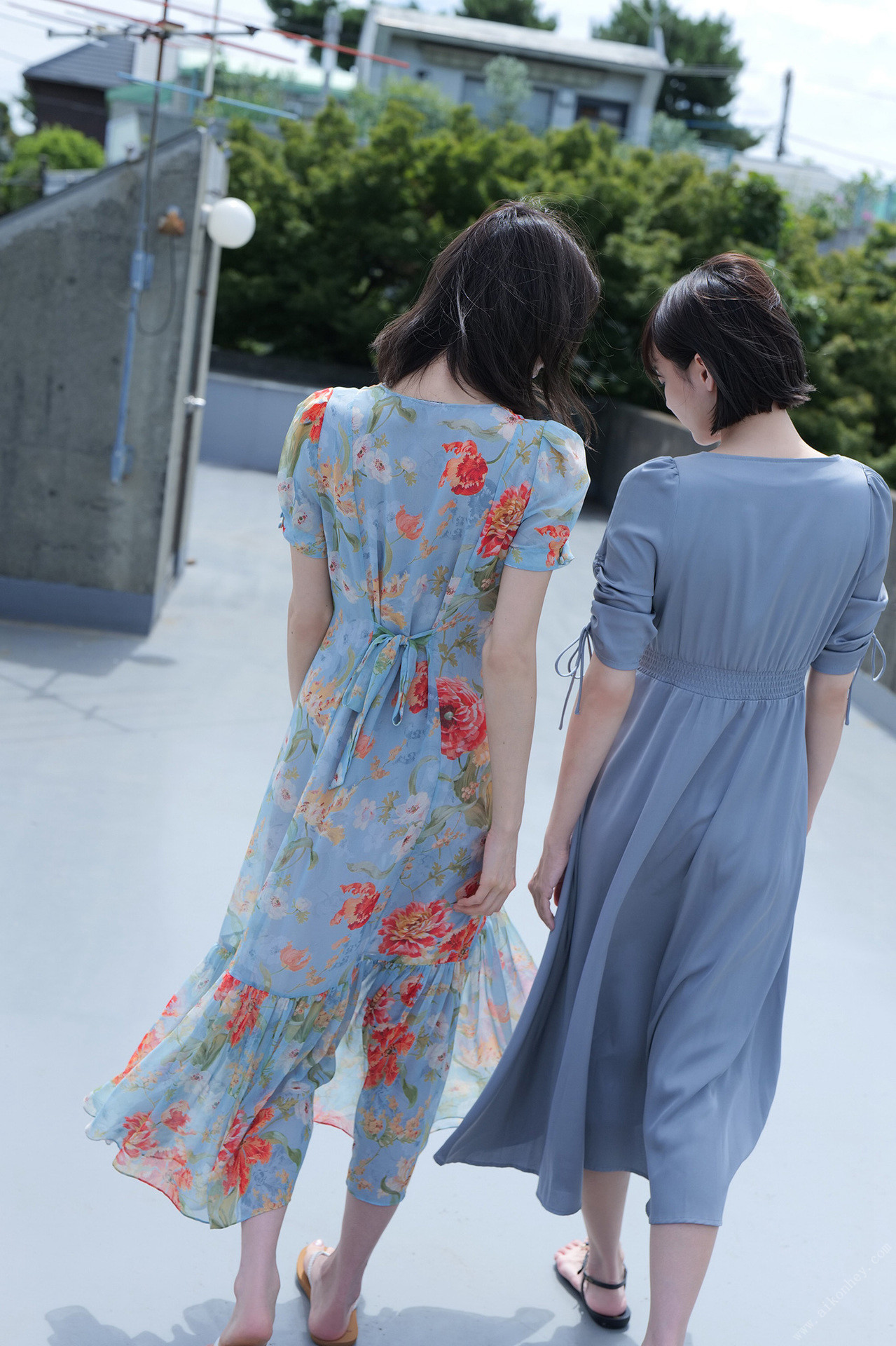 岡田紗佳 池田夏希, 週刊ポストデジタル写真集 「ピラミッドQUEEN 煌めきの女王」 Set.03 [26P]