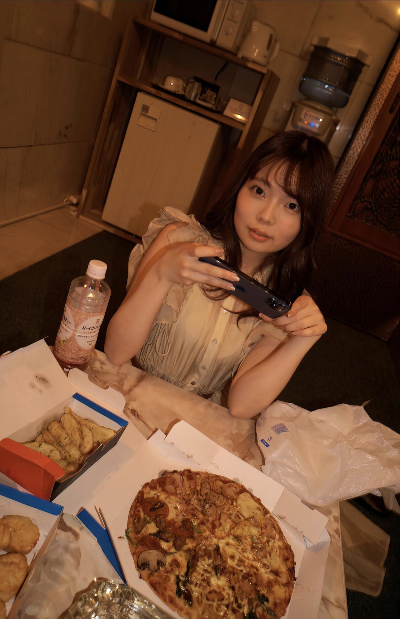 Koron Yanagiba やなぎばころん, Harvest Time 写真集 「Distotion Vol.01」[240P]