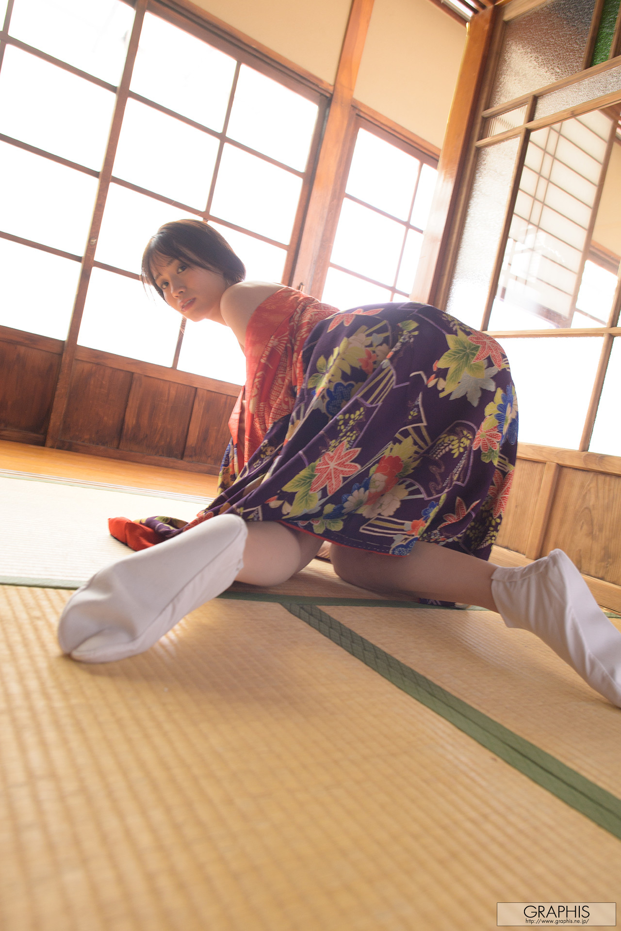 Nana Miho 未歩なな, [Graphis] Gals 「VIVACIOUS」 Vol.03 [24P]