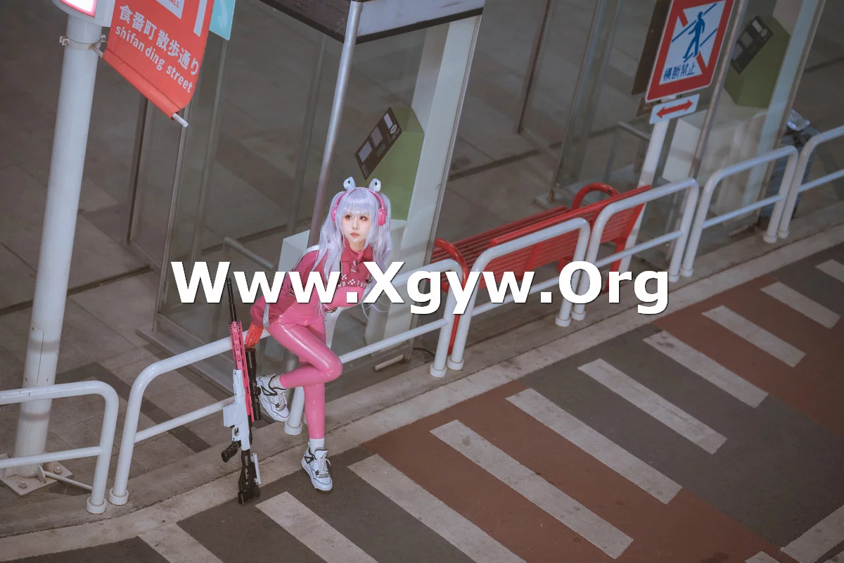 阳光美少女萌芽儿o0爱丽丝主题户外性感粉红连体衣紧身秀凹凸身材撩人诱惑写真 [108P]
