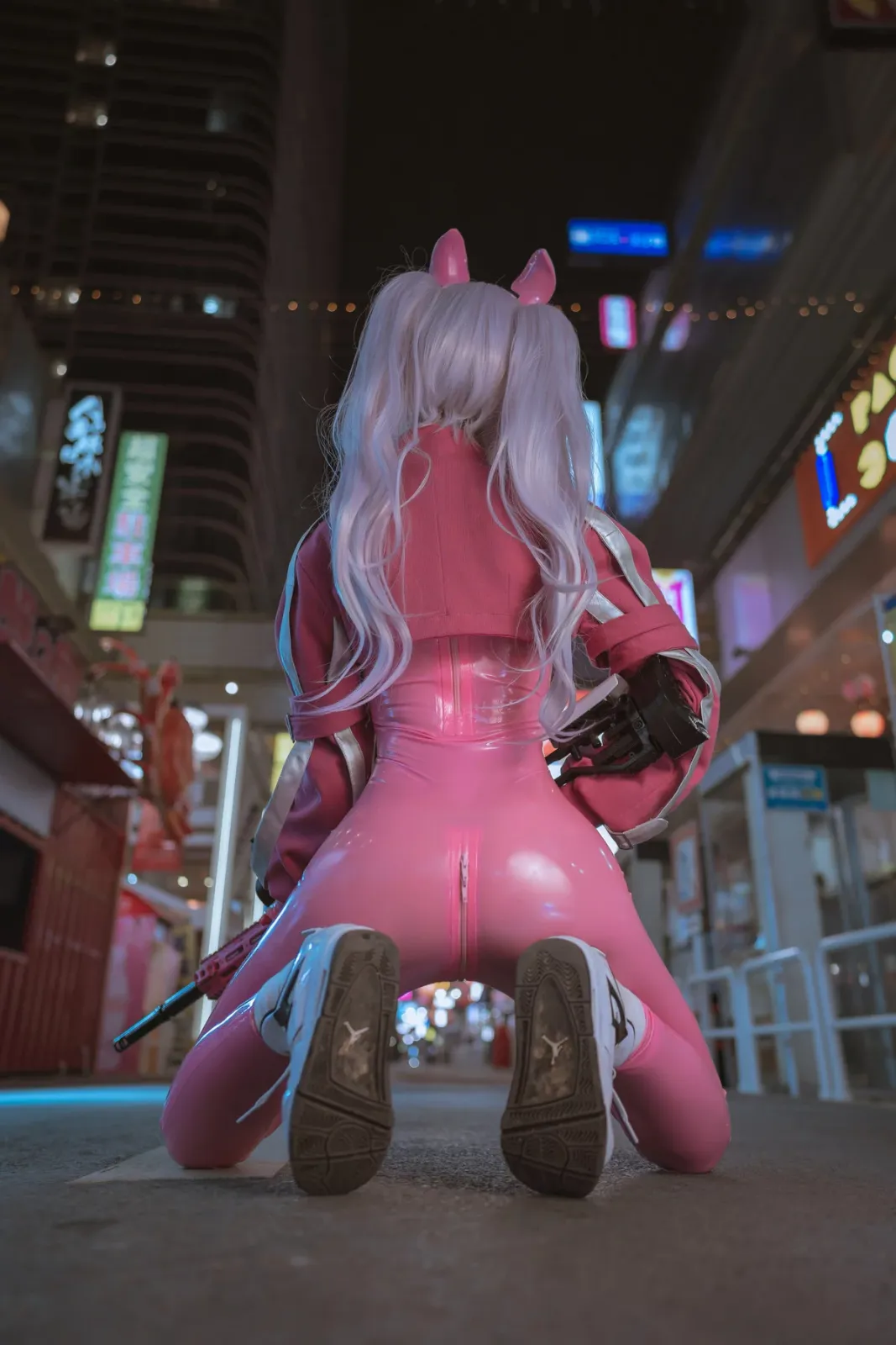 阳光美少女萌芽儿o0爱丽丝主题户外性感粉红连体衣紧身秀凹凸身材撩人诱惑写真 [108P]
