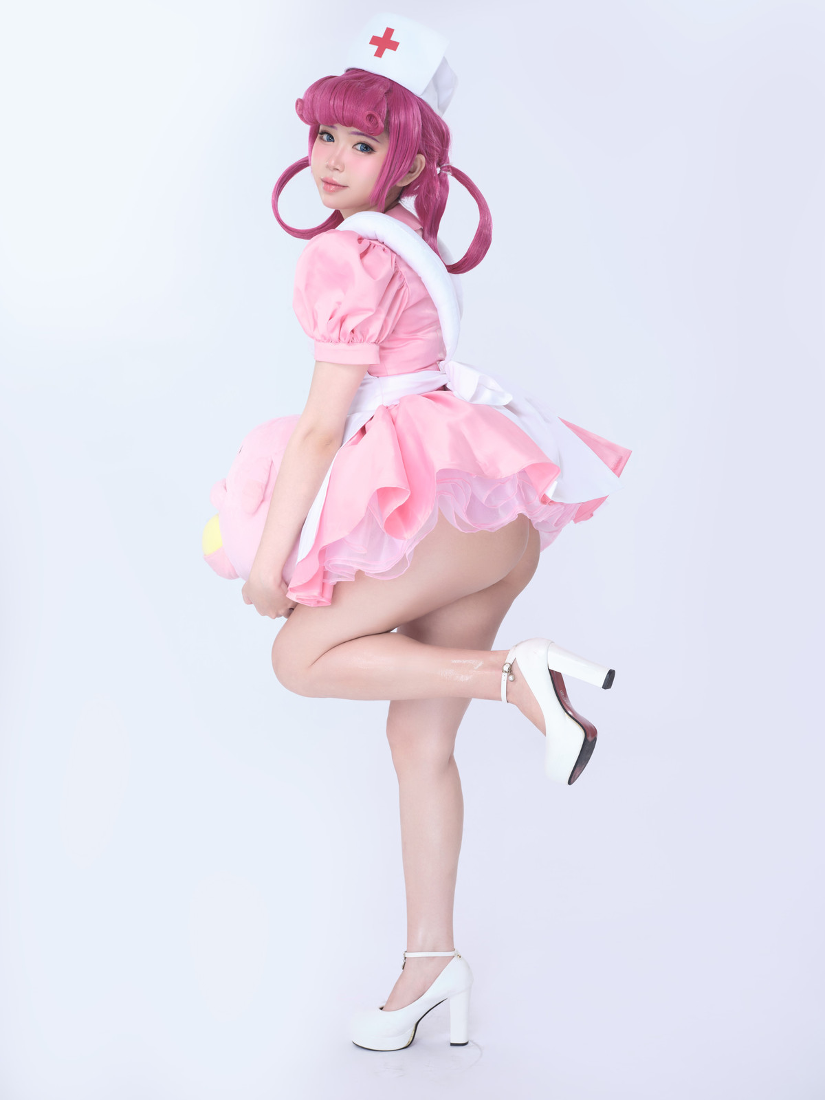 Cosplay ZinieQ Nurse Joy [35P]