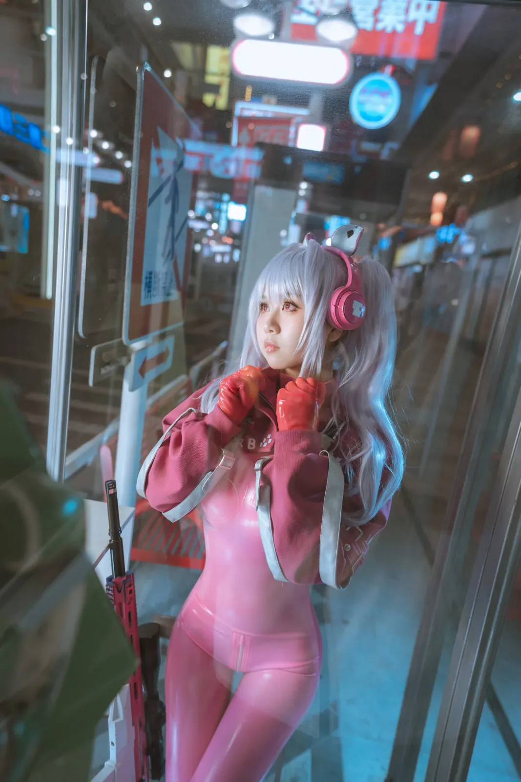 阳光美少女萌芽儿o0爱丽丝主题户外性感粉红连体衣紧身秀凹凸身材撩人诱惑写真 [108P]