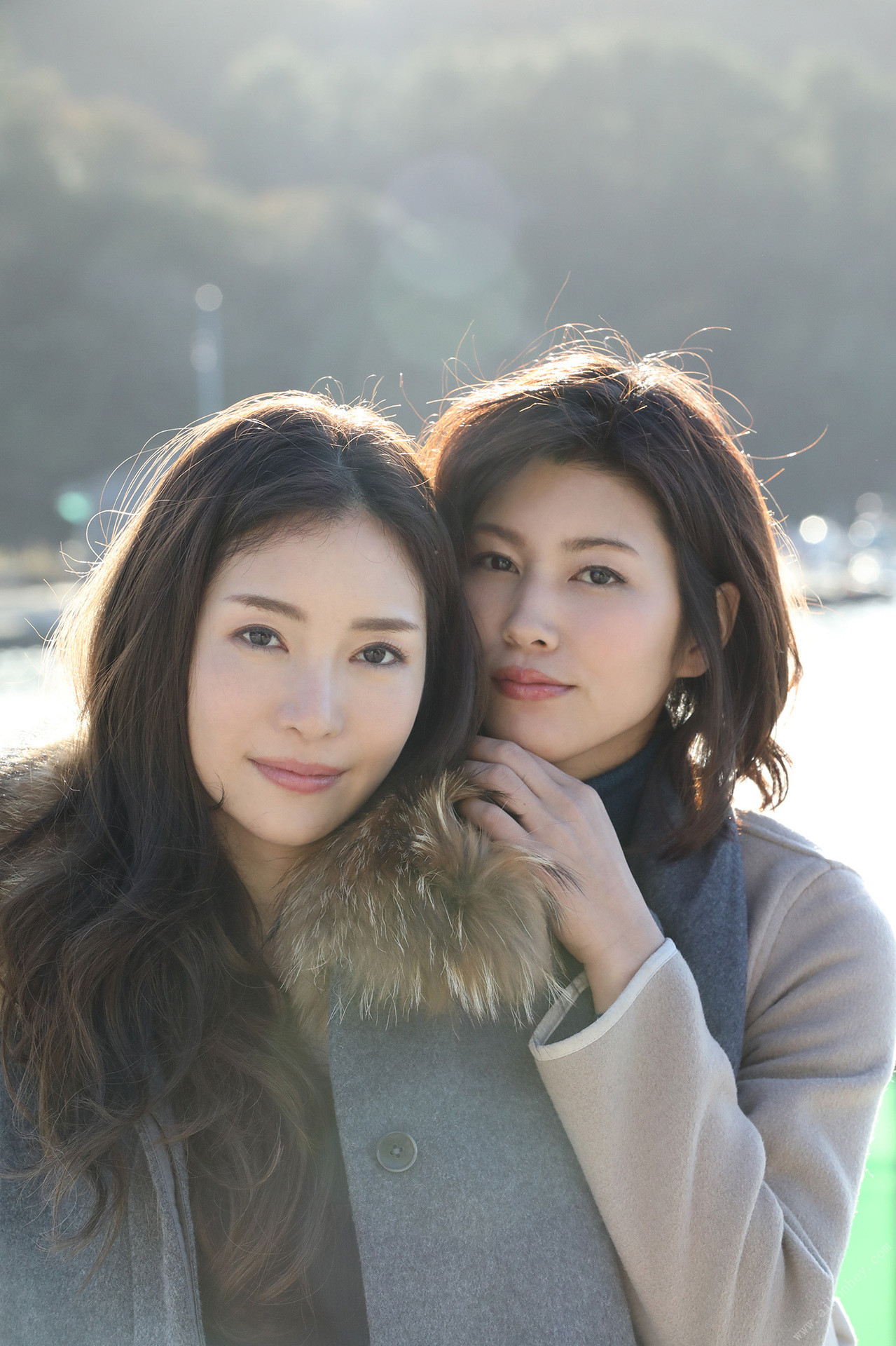 美乃すずめ 小野夕子, 週刊ポストデジタル写真集 神戸の女ＶＳ湘南の女 愛をちょうだい Set.04 [26P]