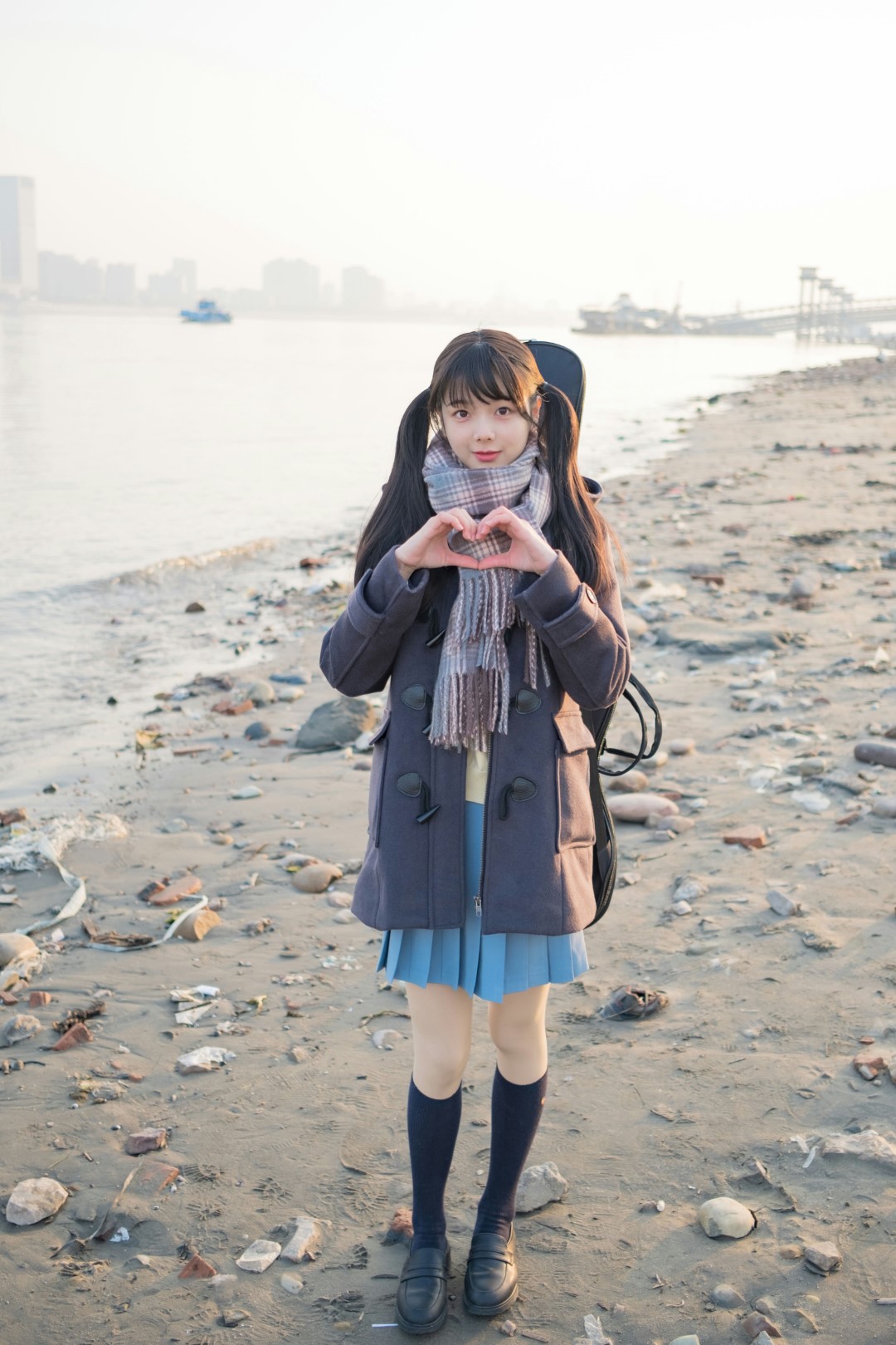 赤西夜夜 - 吉他少女 [83P]