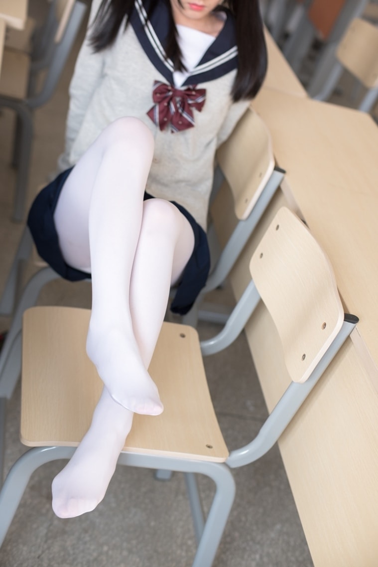 森萝财团 - SSR 004 School Uniform [66P]