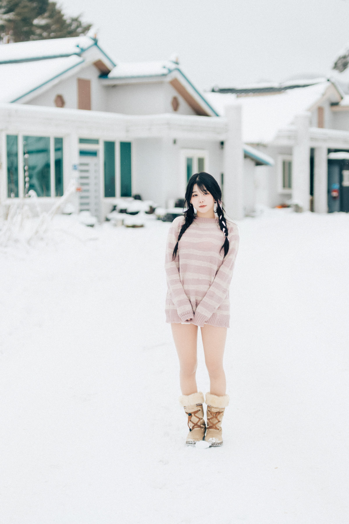 ZIA.Kwon 권지아, [Loozy] Snow Girl Set.02 [56P]