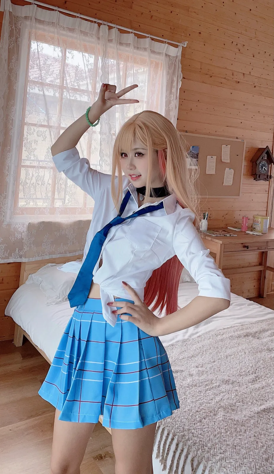 阳光美少女萌芽儿o0海梦主题性感衬衫配牛仔短裤半脱露比基尼秀曼妙身姿诱惑写真 [33P]