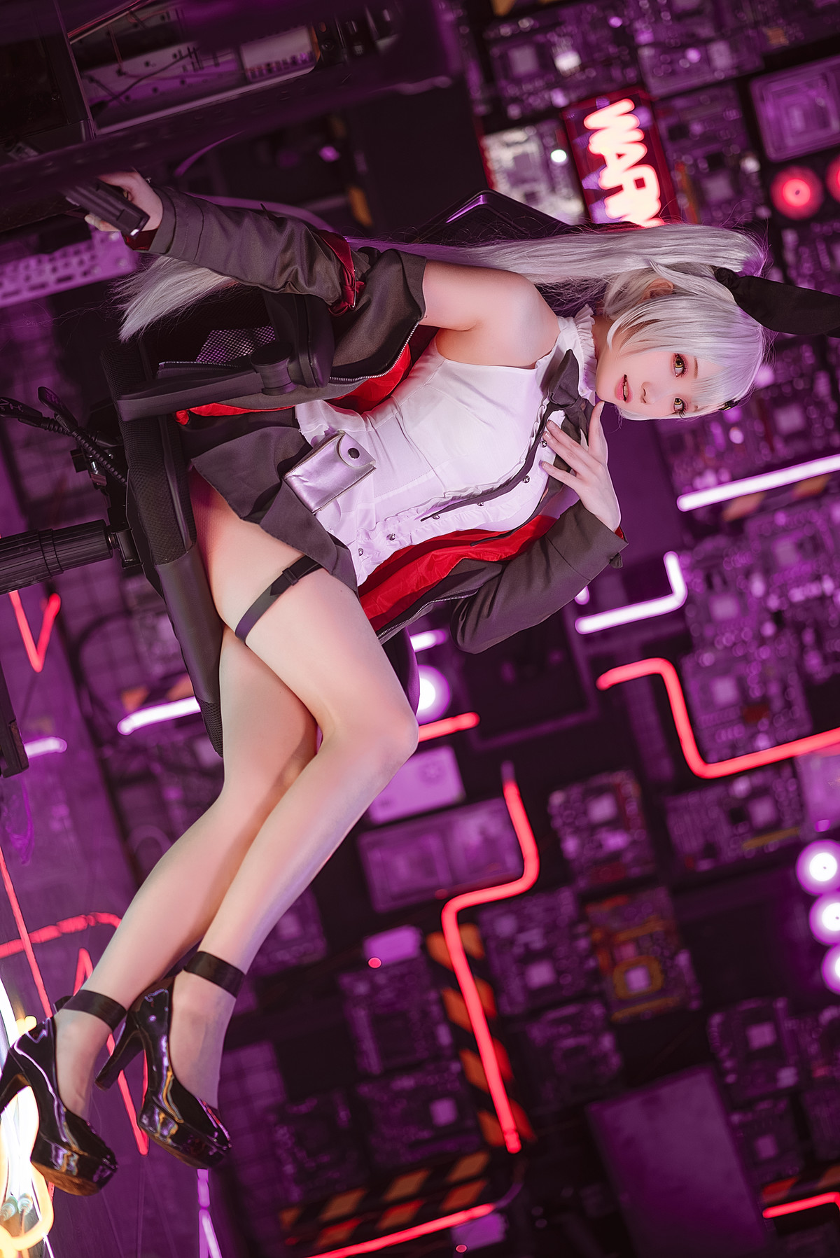 Cosplay 瓜希酱 少女前线 FN-57 Five-seveN [38P]