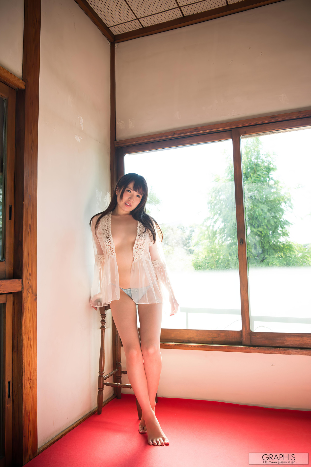 Rin Hatsumi 初美りん, [Graphis] Gals 『Look at me!』 Vol.03 [32P]
