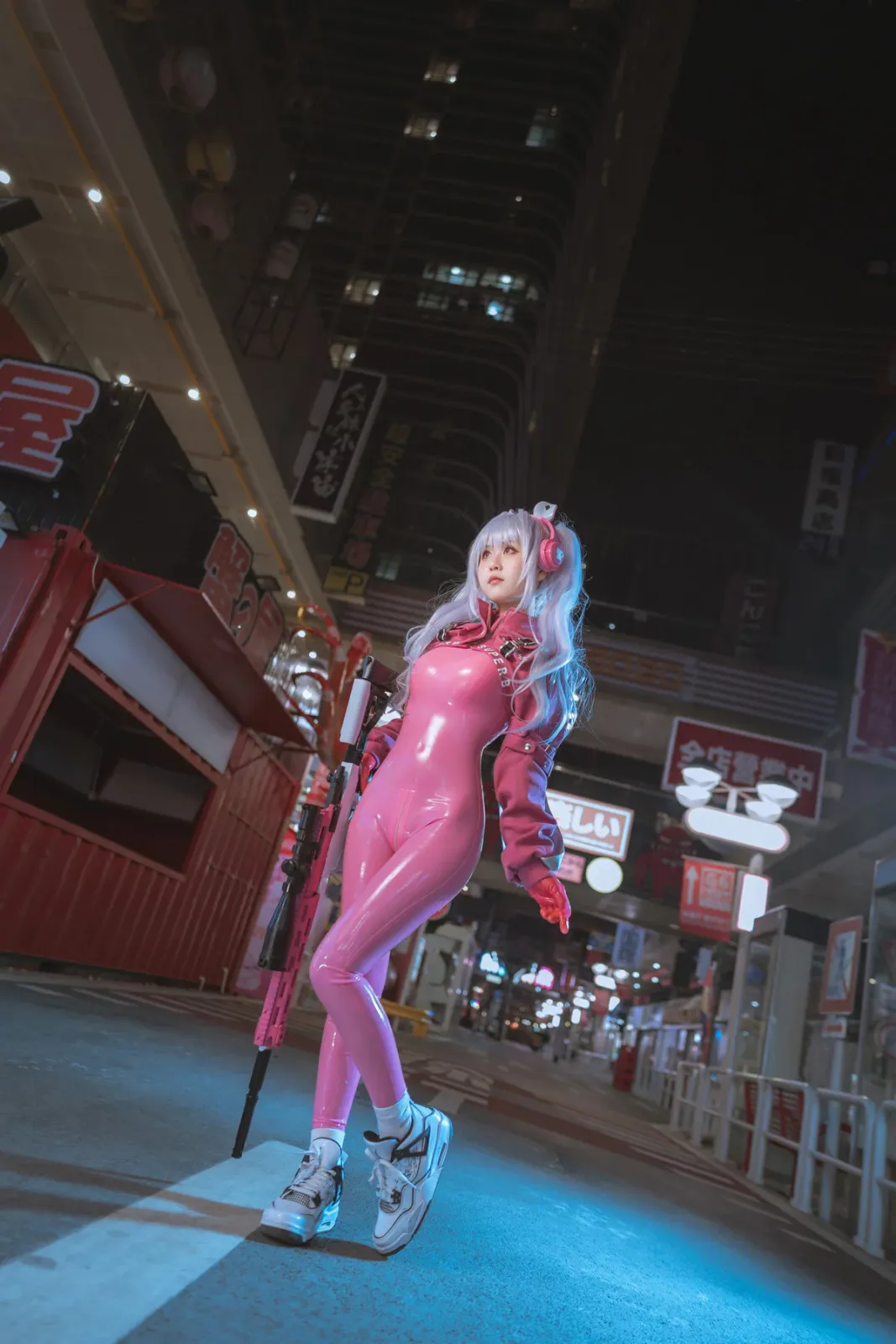阳光美少女萌芽儿o0爱丽丝主题户外性感粉红连体衣紧身秀凹凸身材撩人诱惑写真 [108P]