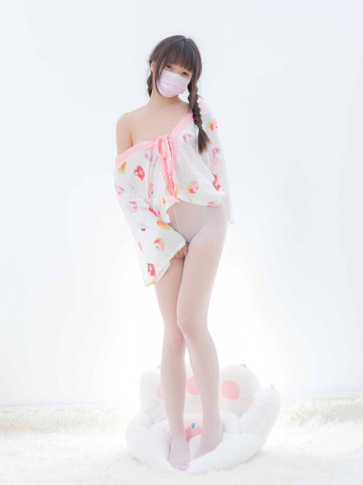 森萝财团写真 内部VIP系列 Chun Xue 春雪 03E4K-01 41 森萝财团写真 内部VIP系列 Chun Xue 春雪 03E4K-01