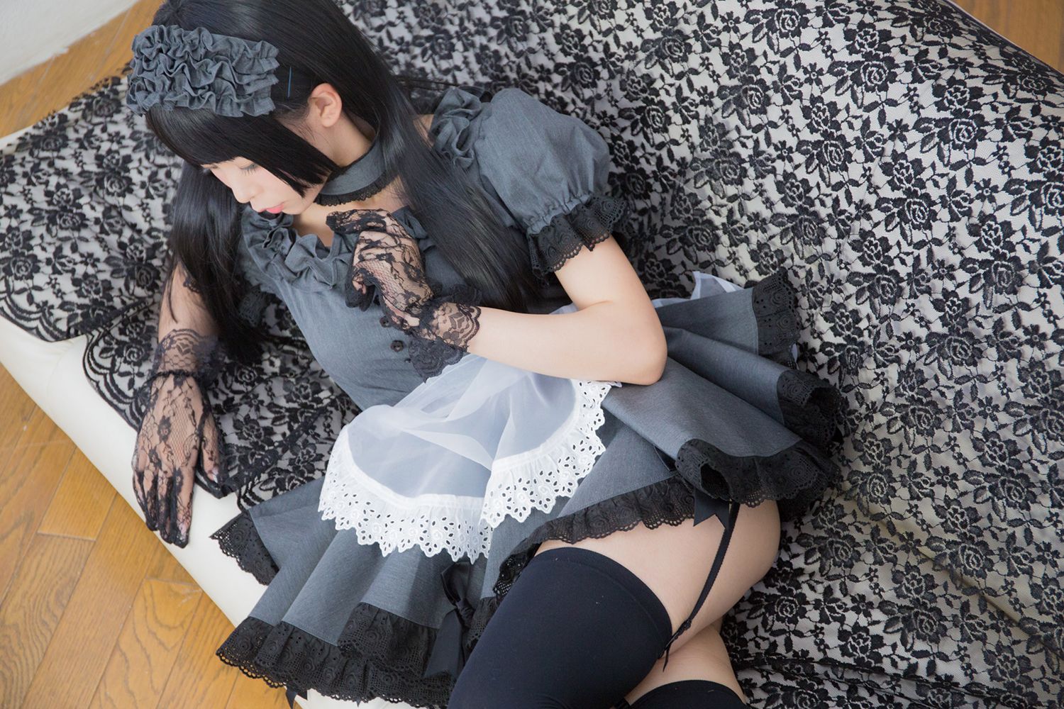 Coser@Akira Gray Maid Doll