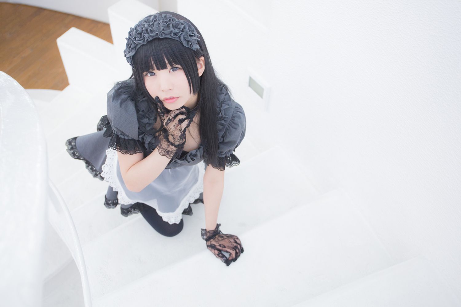 Coser@Akira Gray Maid Doll