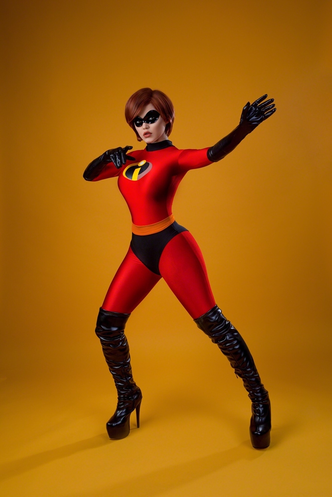 Kalinka Fox – Elastigirl [45P]