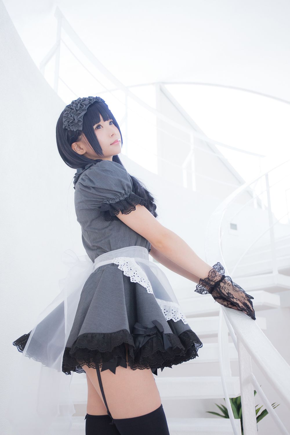 Coser@Akira Gray Maid Doll Part 3