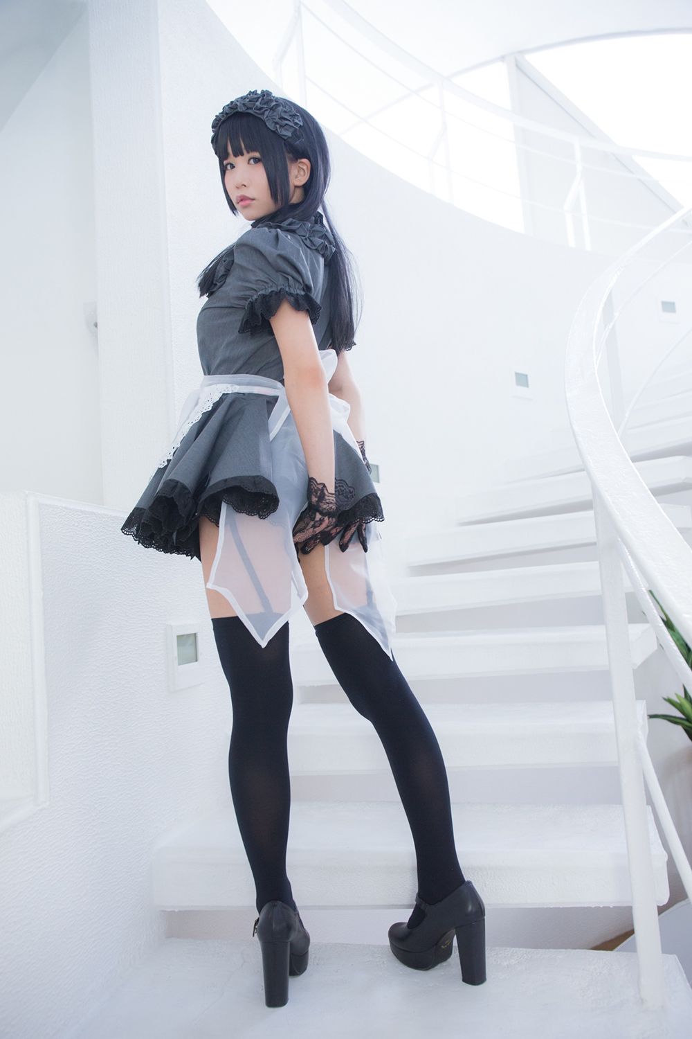 Coser@Akira Gray Maid Doll Part 3