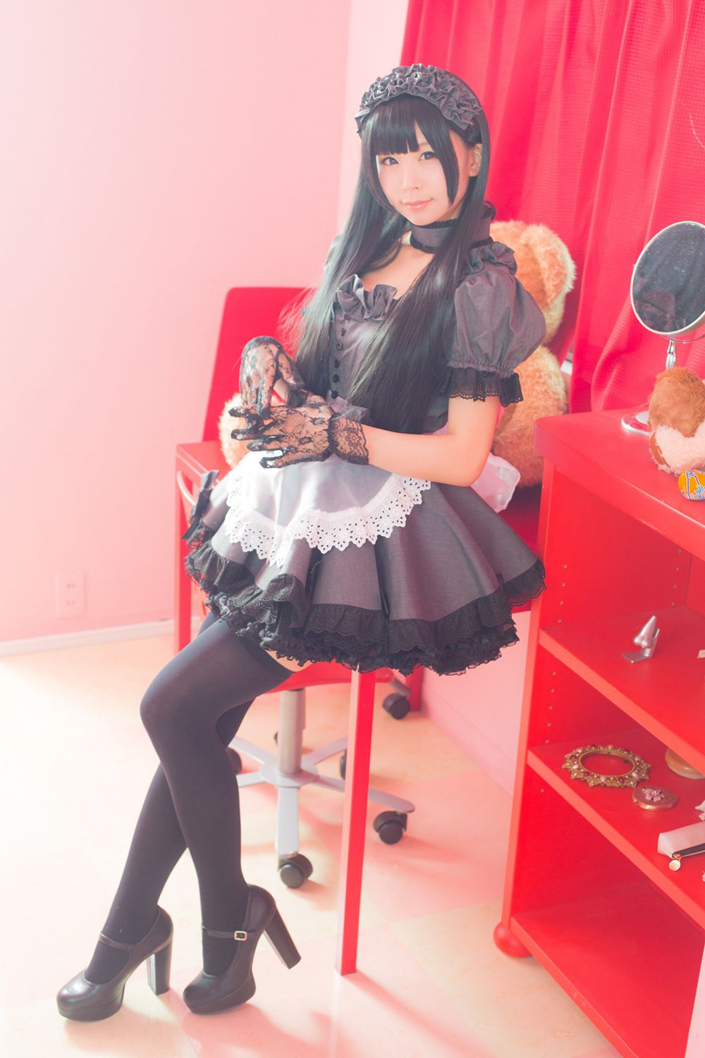 Coser@Akira Gray Maid Doll Part 3